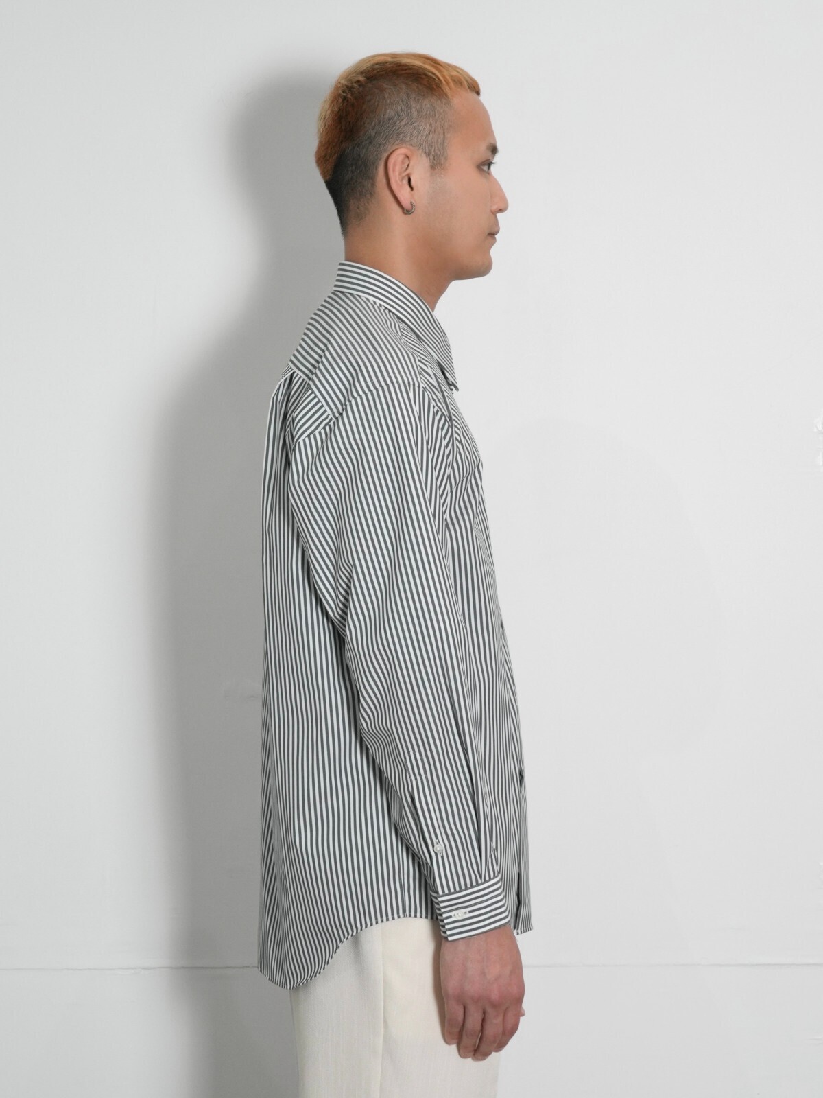 FUJI 女士 & 男士 Composed Stripe Shirt  图片11