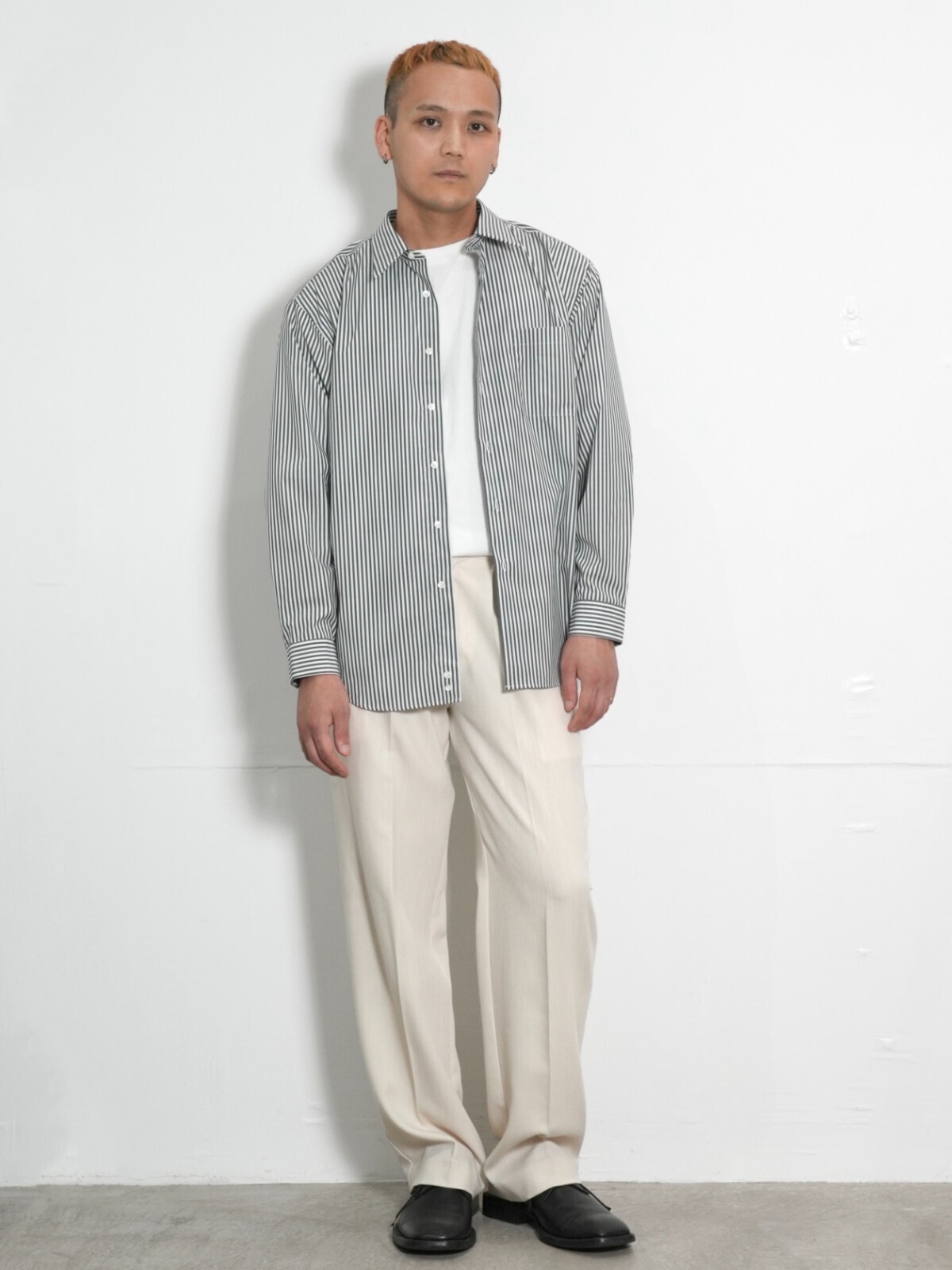 FUJI 女士 & 男士 Composed Stripe Shirt  图片14