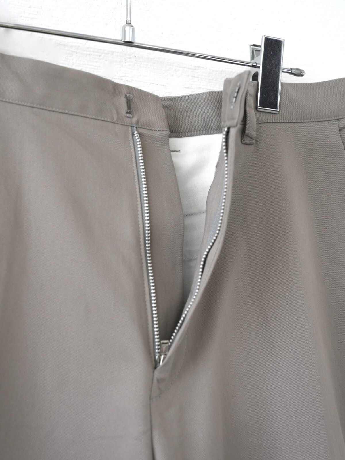 FUJI 女士 & 男士 Composed Chino Pants  图片3