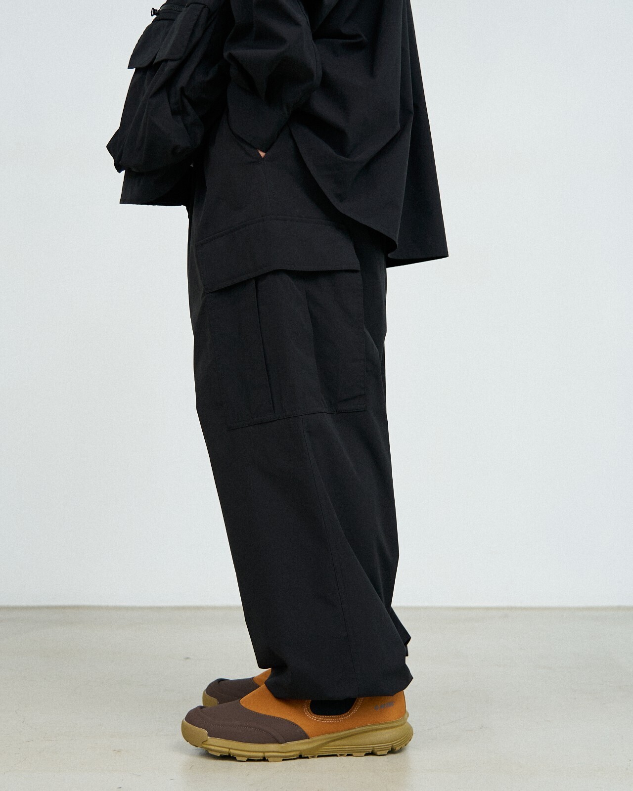 フレッシュサービス メンズ ドライタイプライター ユーティリティカーゴパンツ 画像8