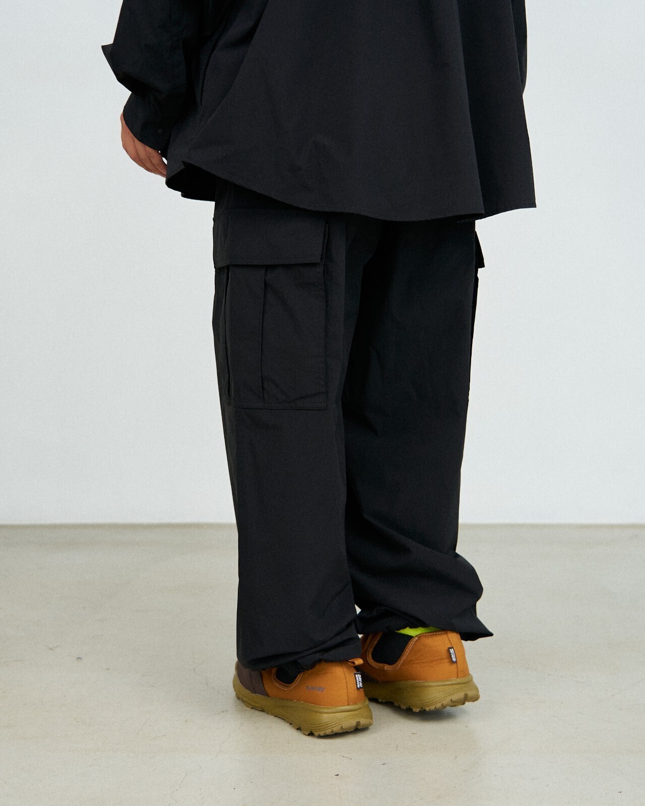 フレッシュサービス メンズ ドライタイプライター ユーティリティカーゴパンツ 画像7