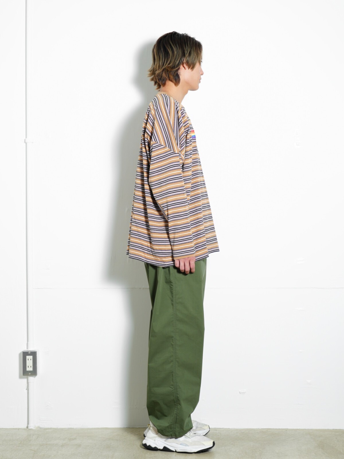 DAIRIKU 男士 "MISSMUCH" Border Football Tee 图片11