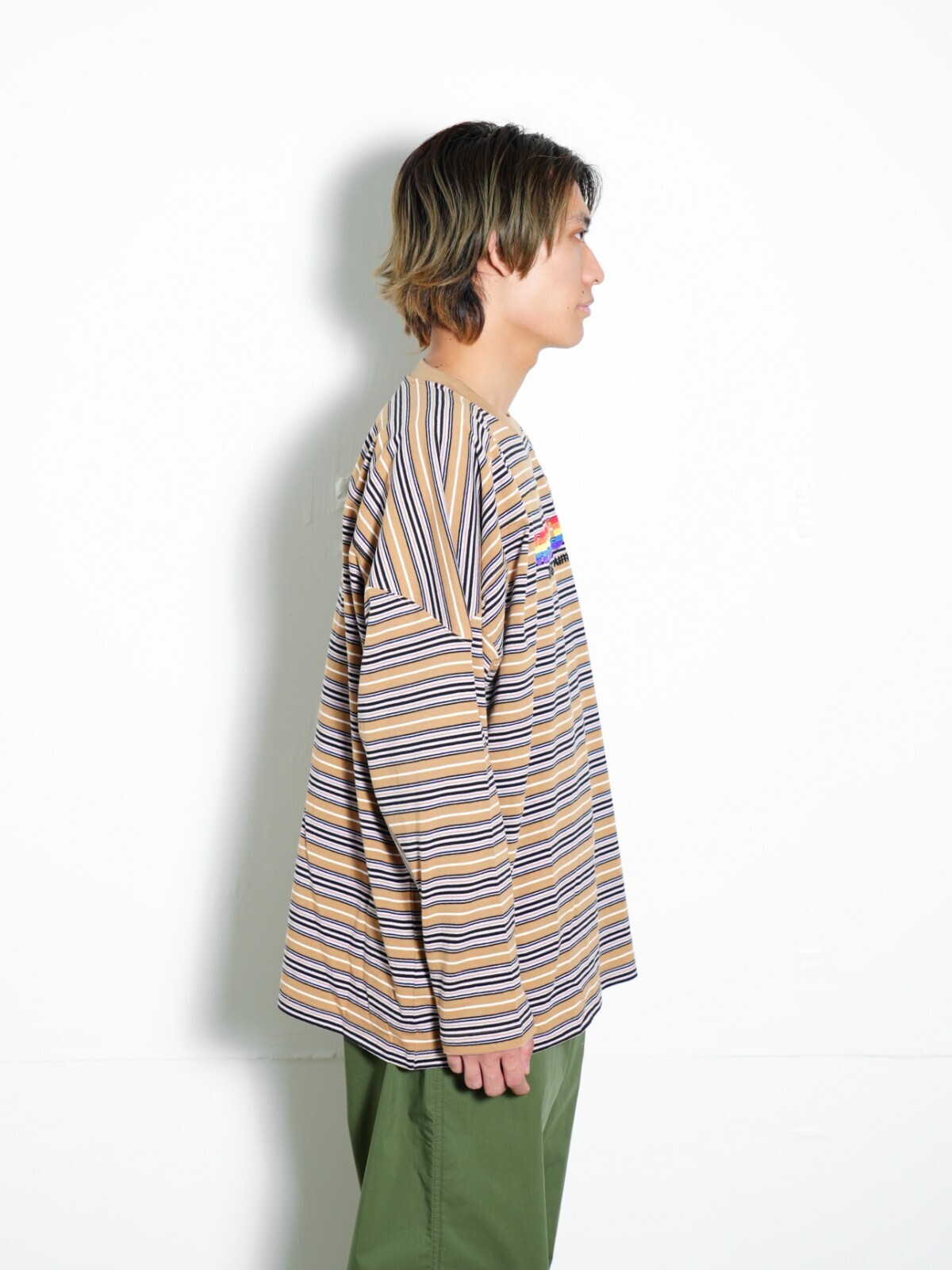 DAIRIKU 男士 "MISSMUCH" Border Football Tee 图片10