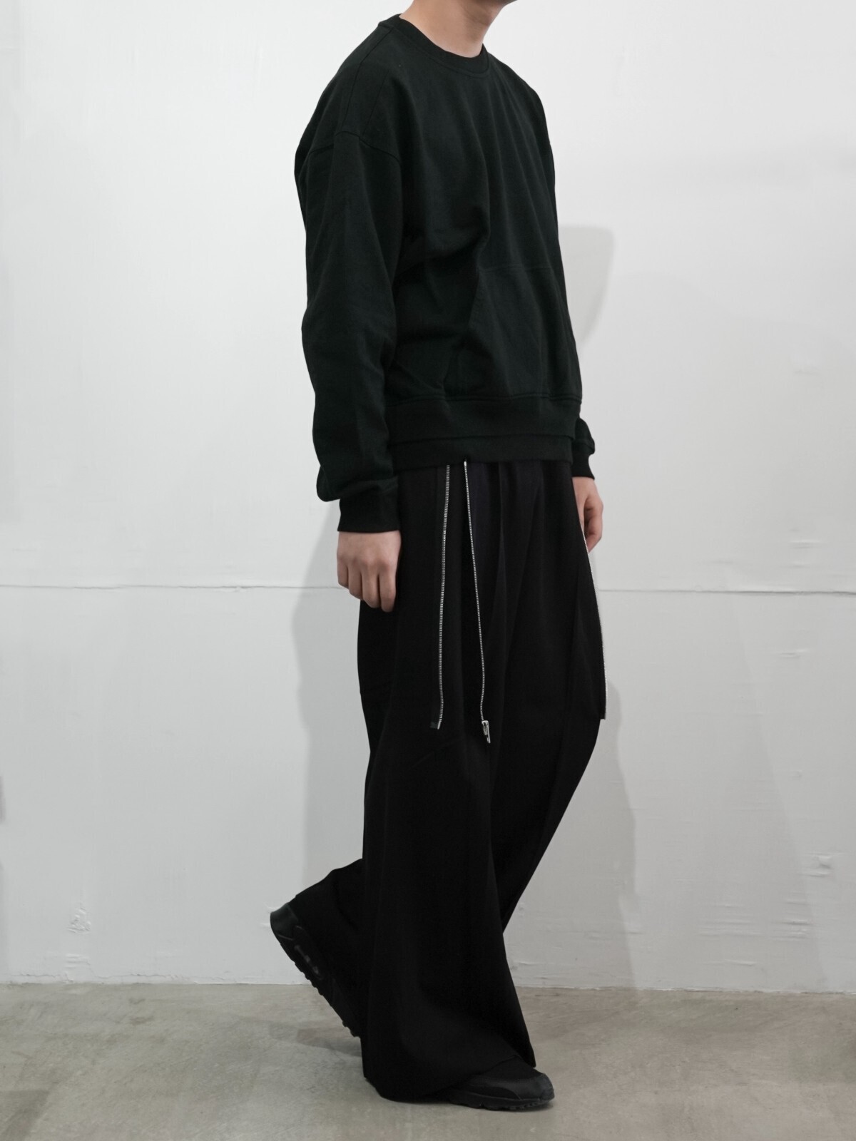 Hibiki Nakaminami 女士 & 男士 ZIPPED WOOL TROUSERS 图片14