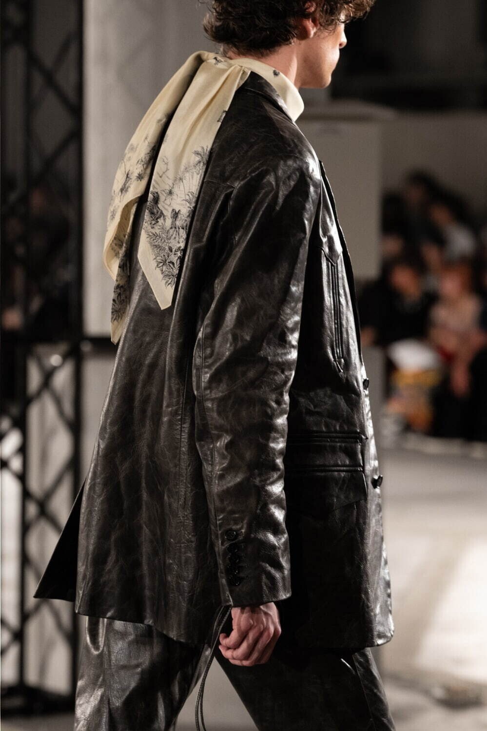 DAIRIKU 女裝 & 男裝 "Horse" Silk Scarf  圖片7