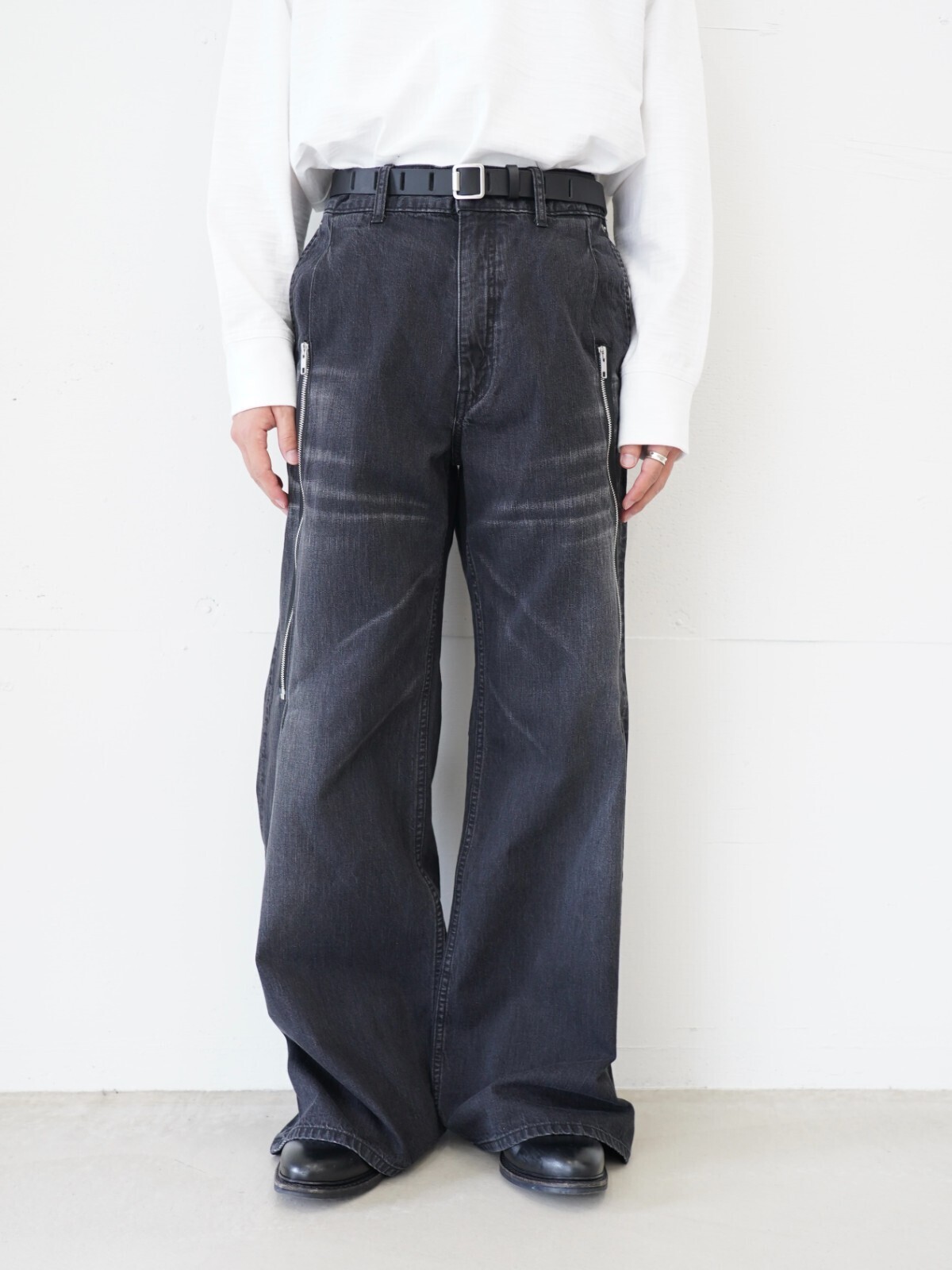 Hibiki Nakaminami 男裝 ZIPPED DENIM TROUSERS 圖片1