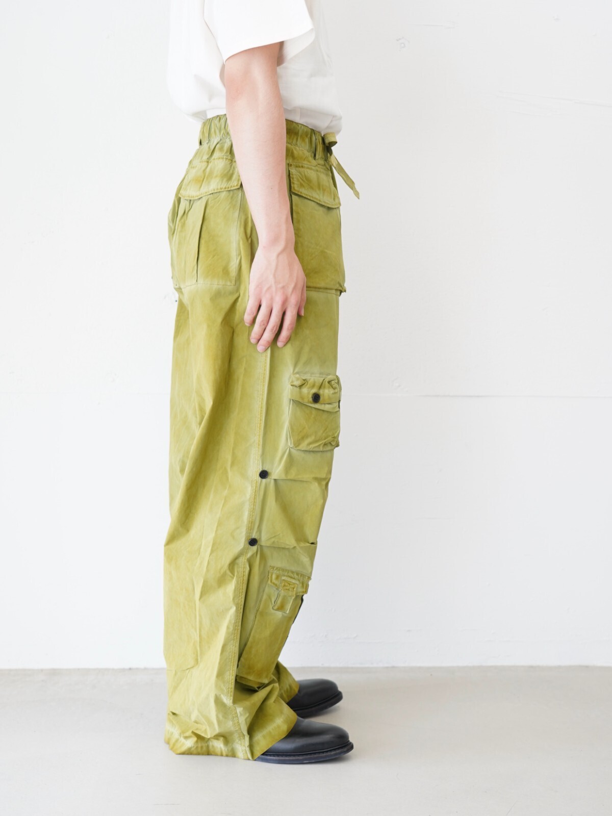 NUMQUAM テック系　ナイロンパンツ 新品タグ付き MGV パンツ テックナイロンパンツ メンズ レディース : ZOZOTOWN