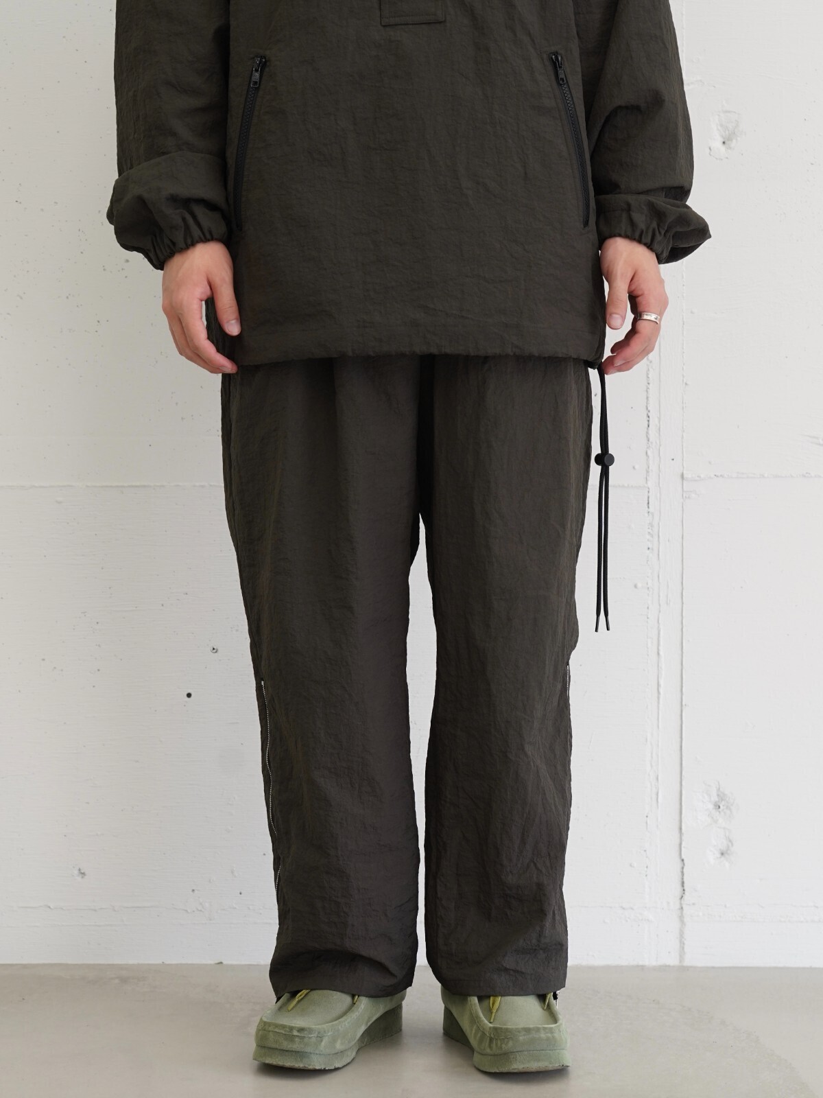 Blanc YM 女士 & 男士 Crispy Nylon Zip Up Pants 图片1