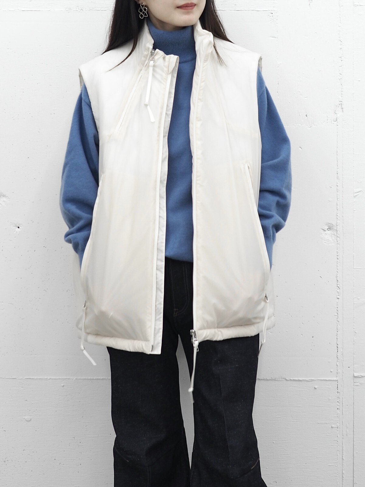 Product Twelve MENS Primaloft Puffer Vest IMAGE12