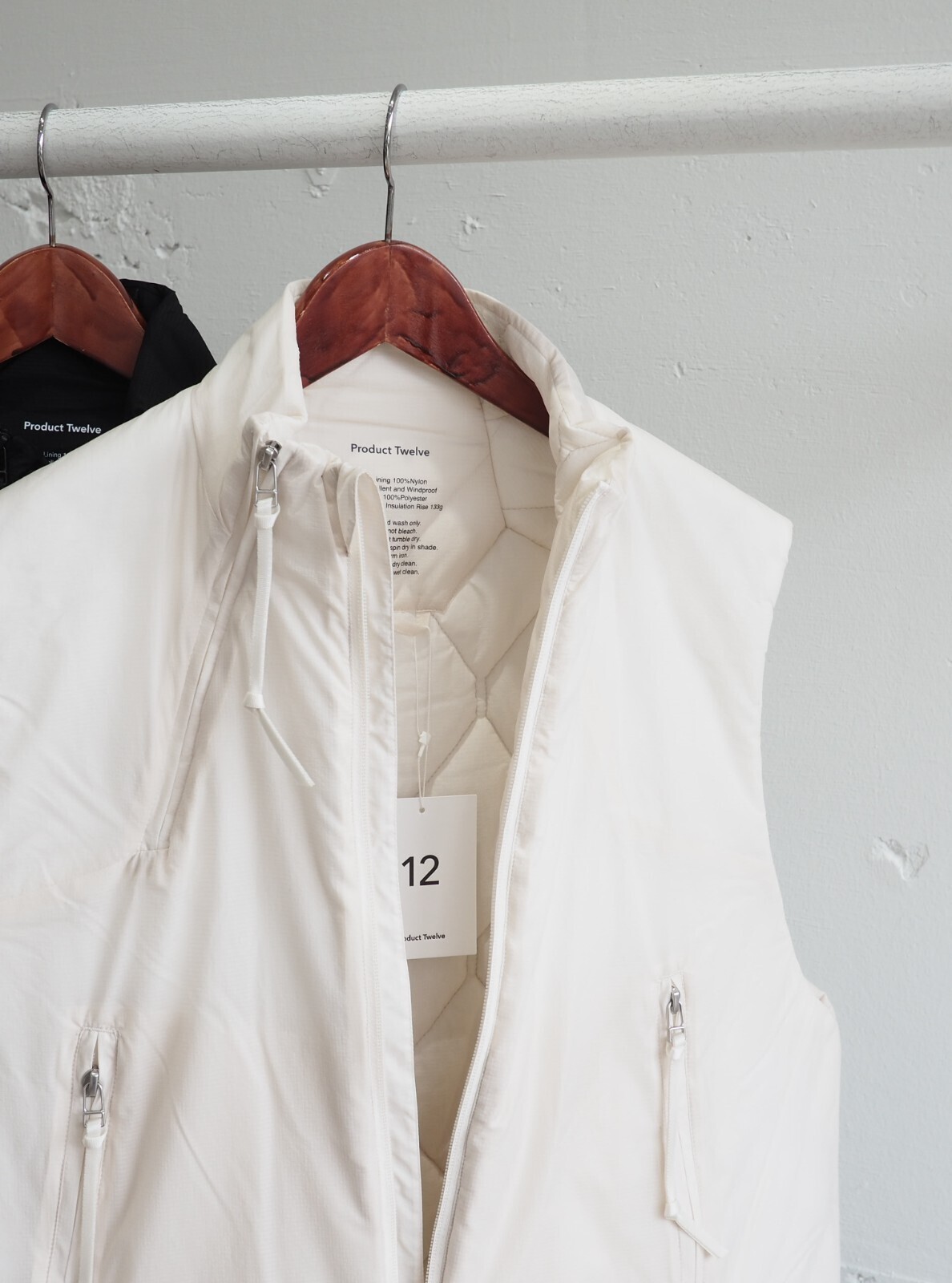 Product Twelve MENS Primaloft Puffer Vest IMAGE18