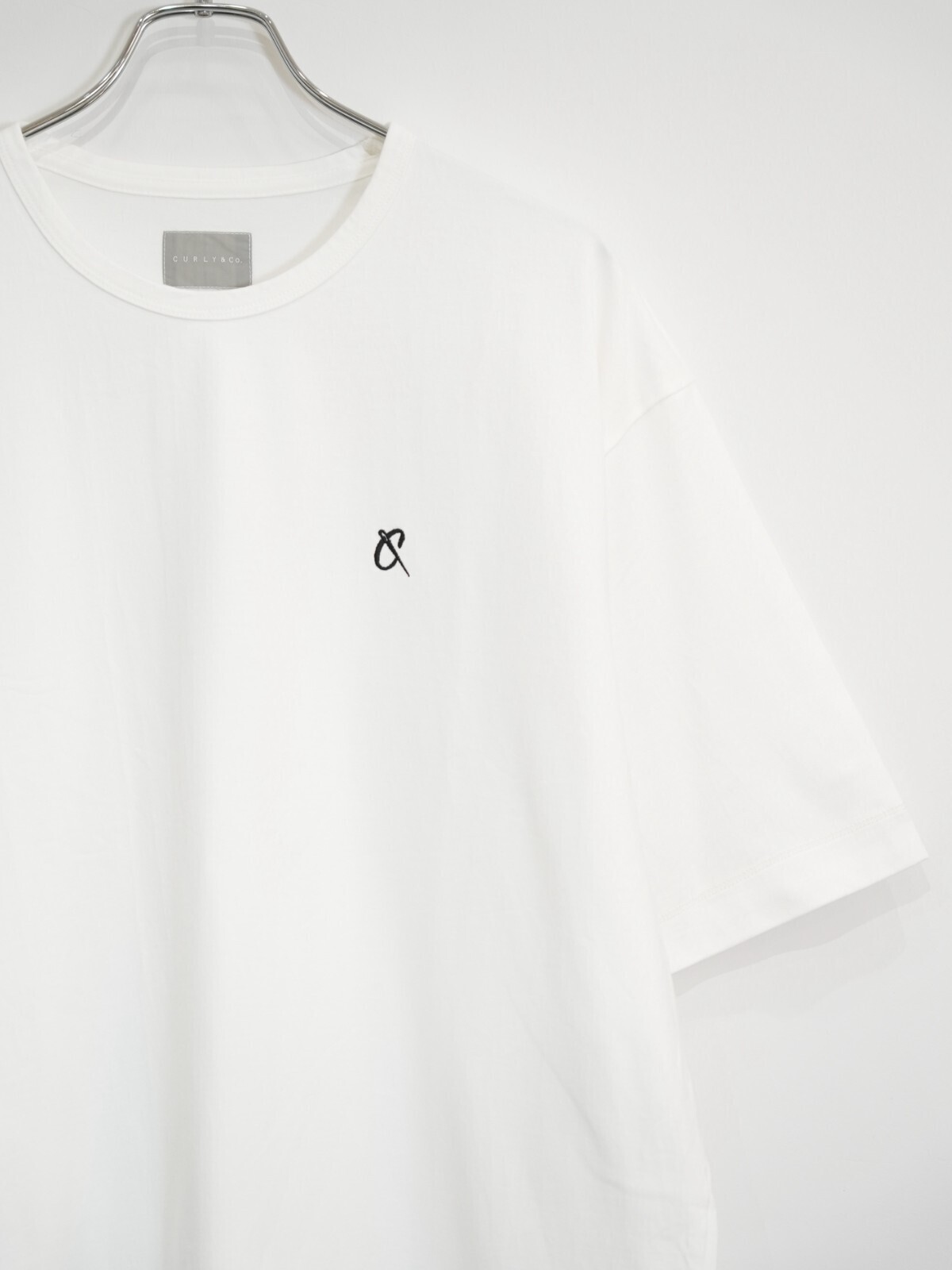 CURLY&Co. WOMENS & MENS EMBROIDERY S/S TEE IMAGE24