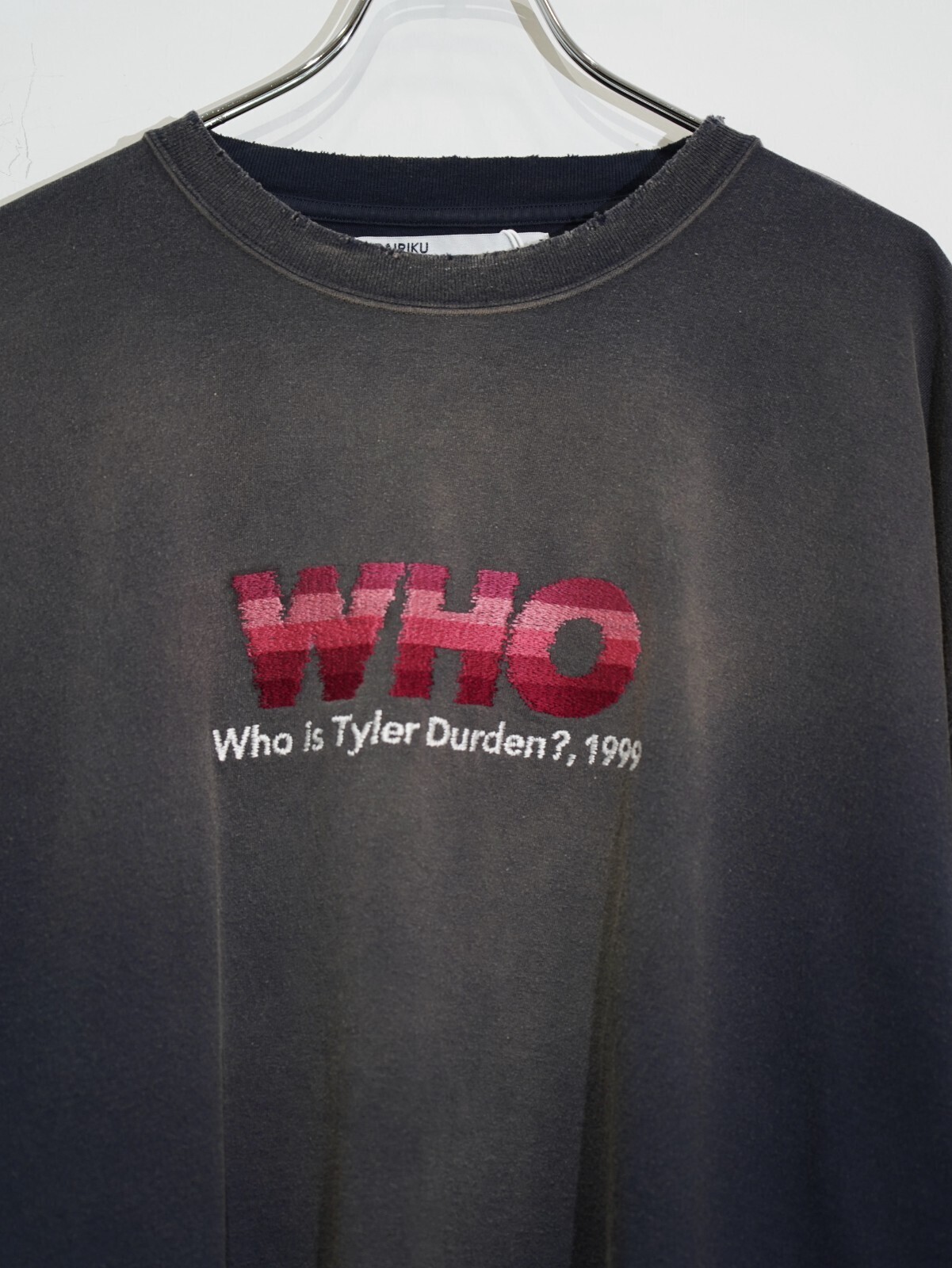 DAIRIKU 男士 "WHO" Vintage Theme Tee 图片10