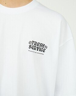 フレッシュサービス レディース & メンズ コーポレートプリントTシャツ ”ON LINES” 写真5