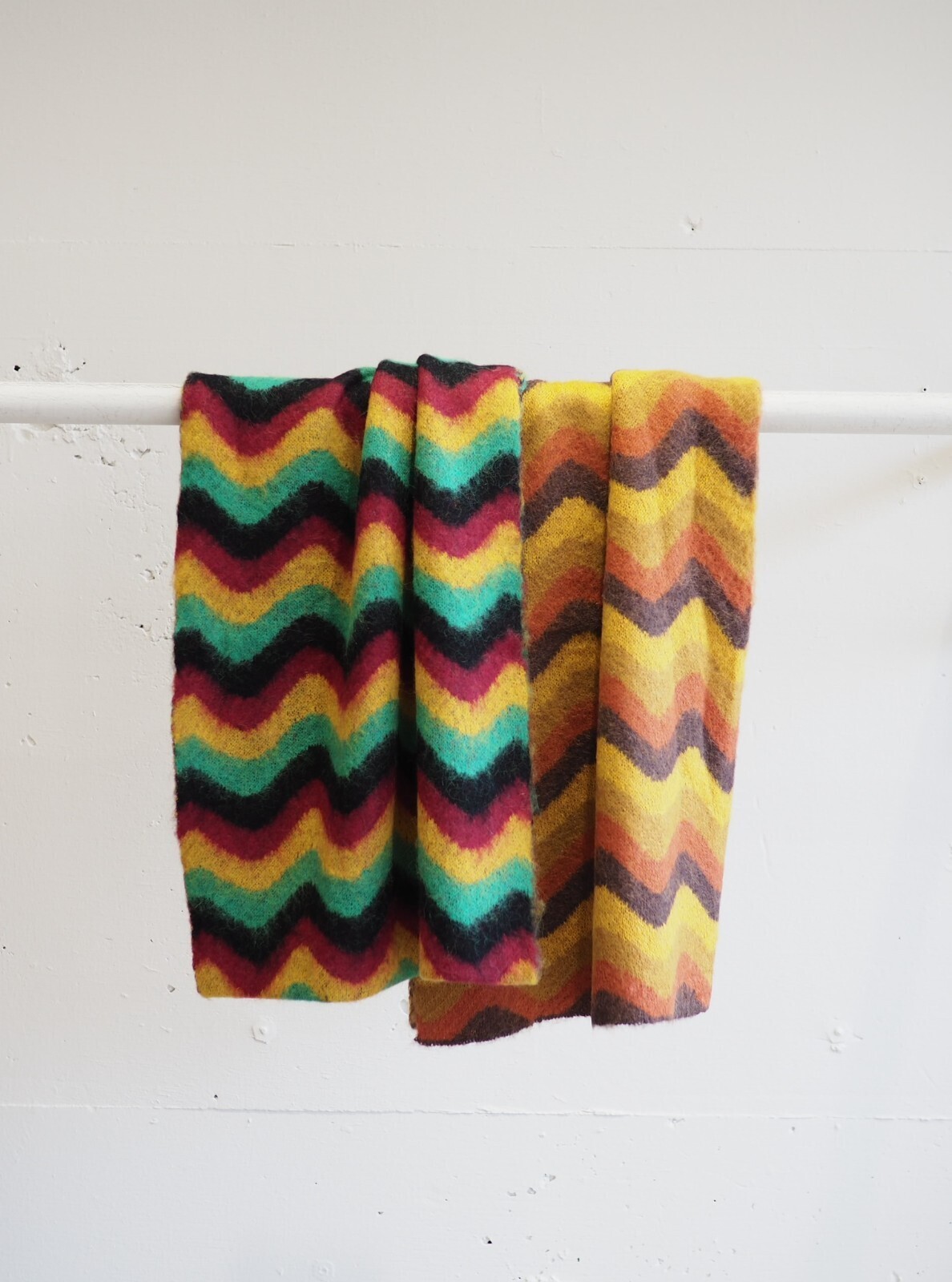 Lamrof 女士 & 男士 Wave Mohair Stole 图片13