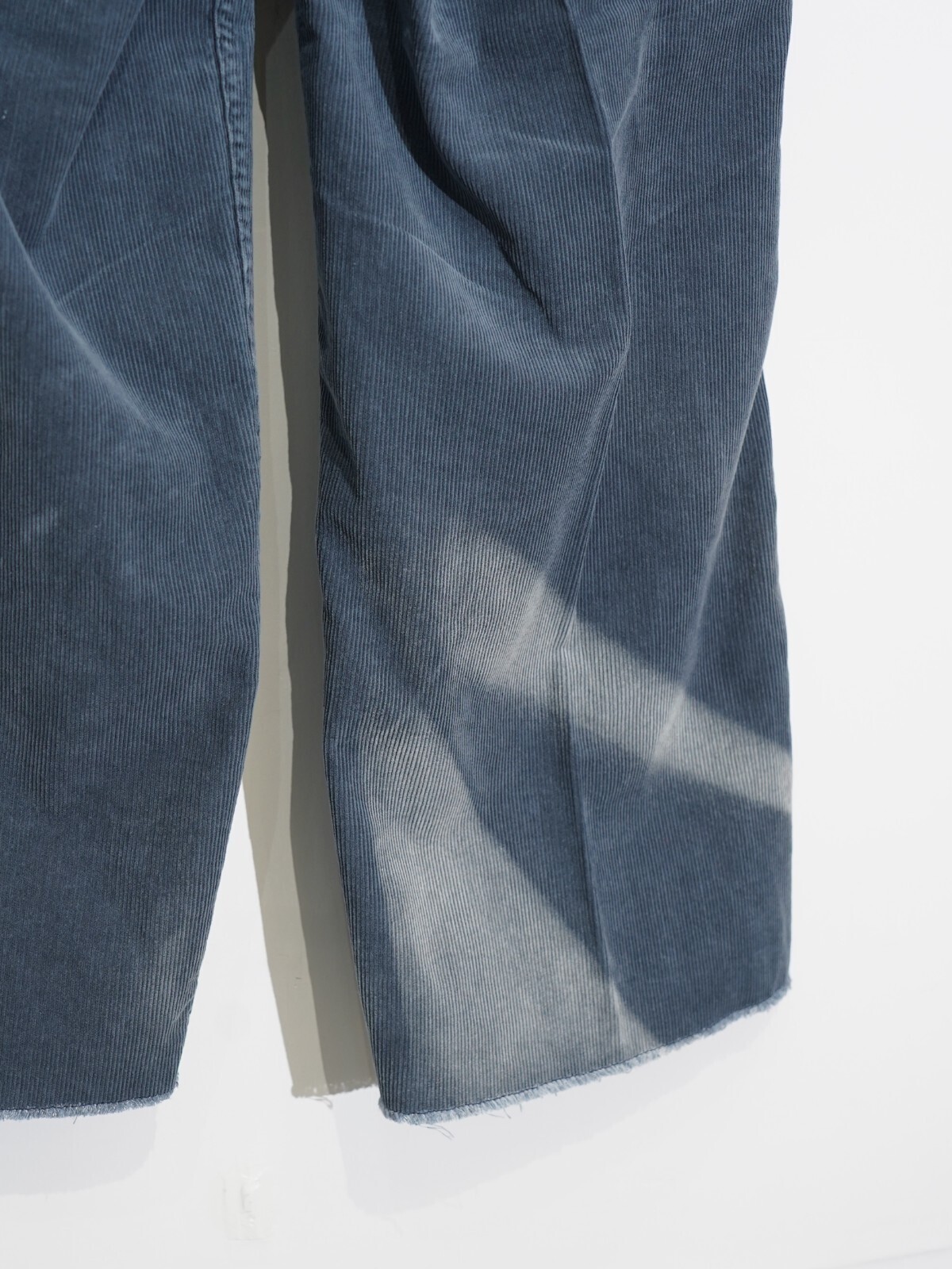 saby 男士 TUCK BAGGY CARGO PANTS - 12W Corduroy Sun Fade Processing - 圖片8