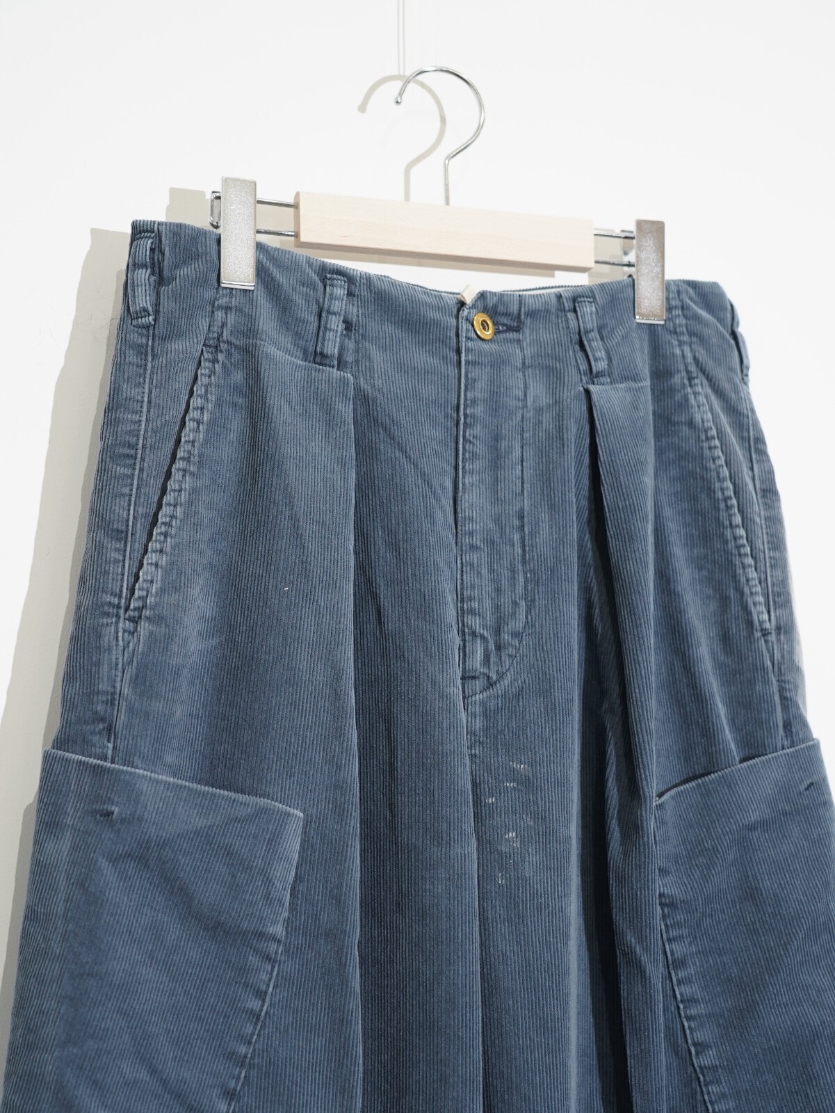 saby 男士 TUCK BAGGY CARGO PANTS - 12W Corduroy Sun Fade Processing - 圖片3