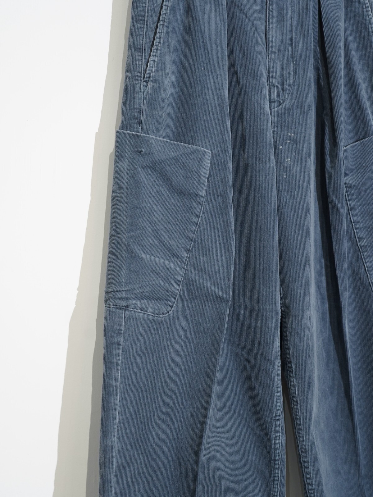 saby 男士 TUCK BAGGY CARGO PANTS - 12W Corduroy Sun Fade Processing - 圖片4