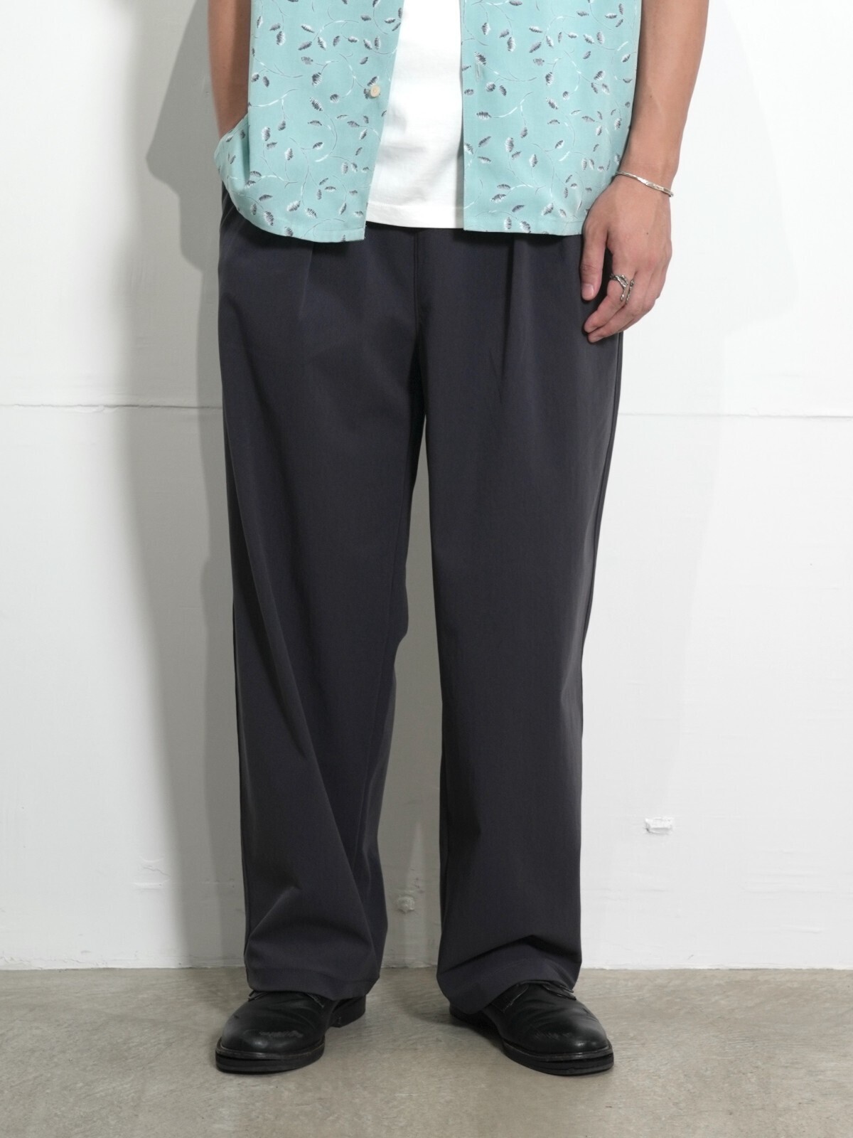 SEVEN BY SEVEN、CURLY&Co. 男士 OUTFIT ｜Photo 4