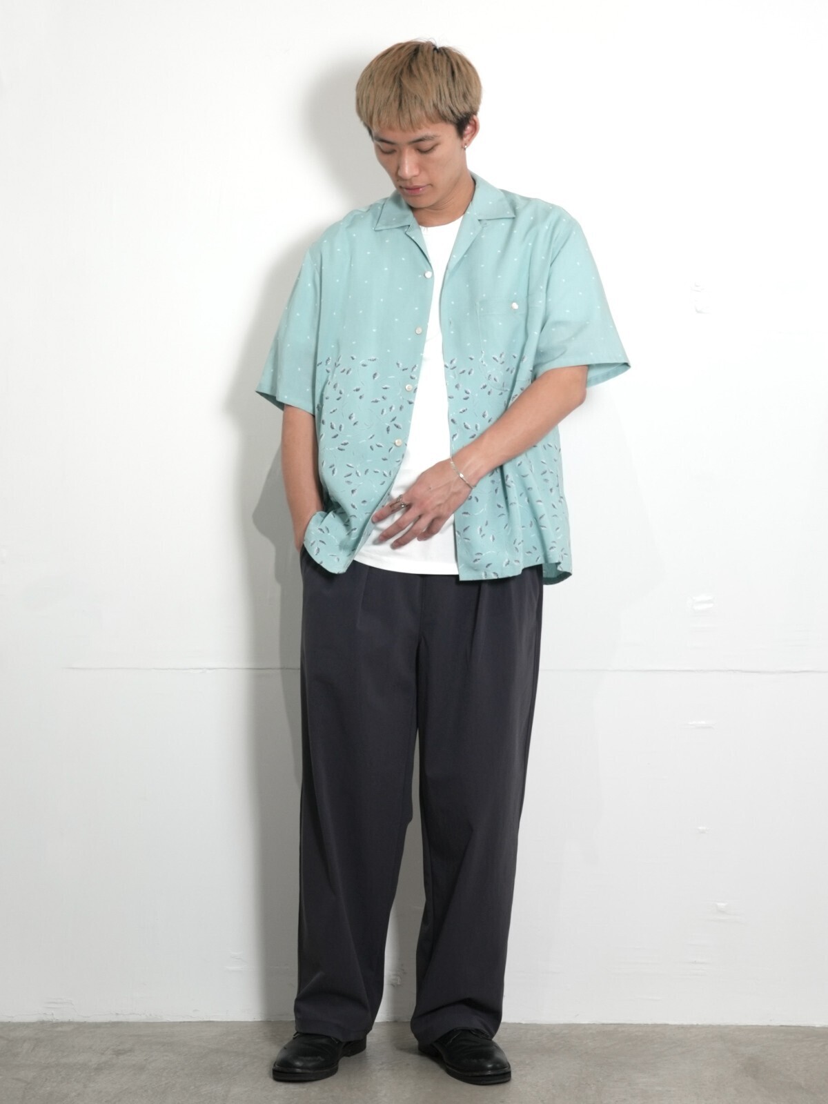 SEVEN BY SEVEN、CURLY&Co. 男士 OUTFIT ｜Photo 2