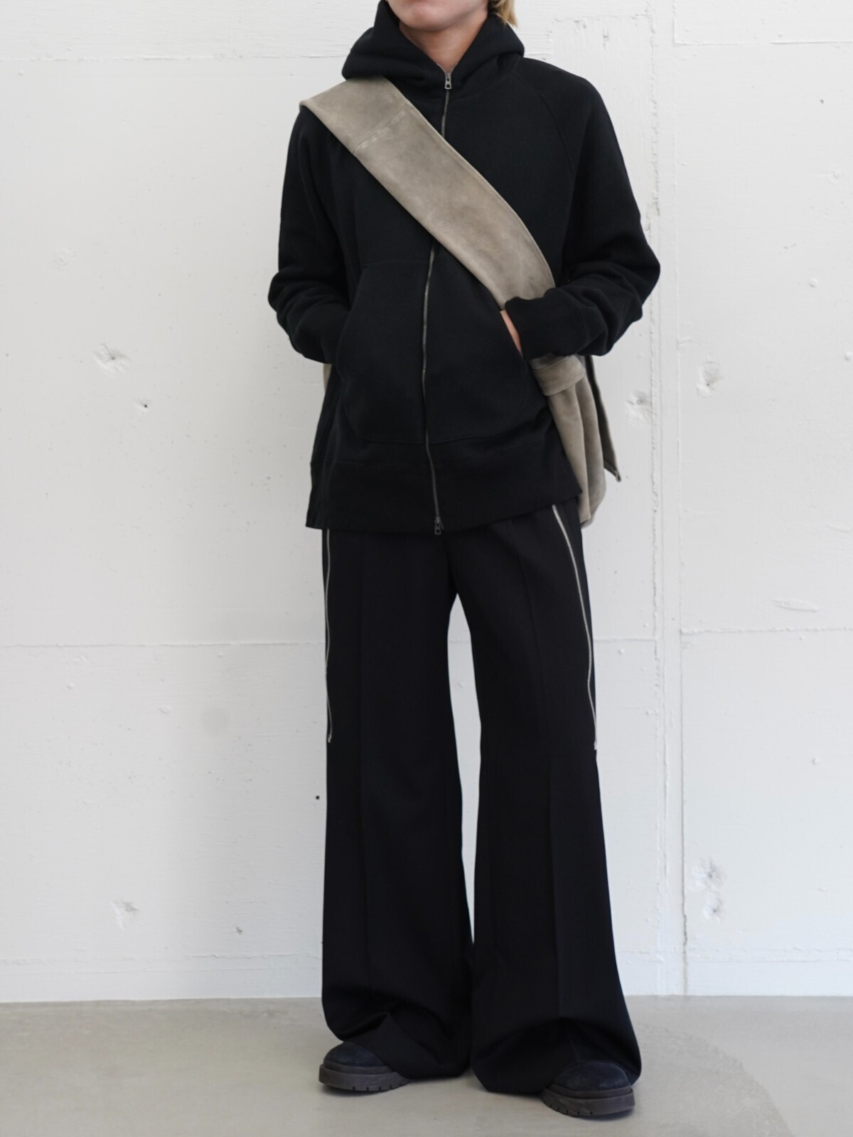 CURLY&Co.、Hibiki Nakaminami、SEVEN BY SEVEN 男士 OUTFIT ｜Photo 2