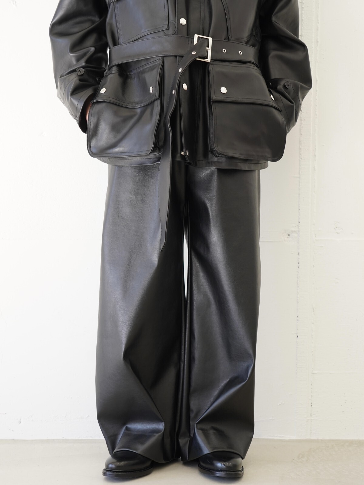 DAIRIKU、AXIS、Jalan Sriwijaya 男士 OUTFIT ｜Photo 3