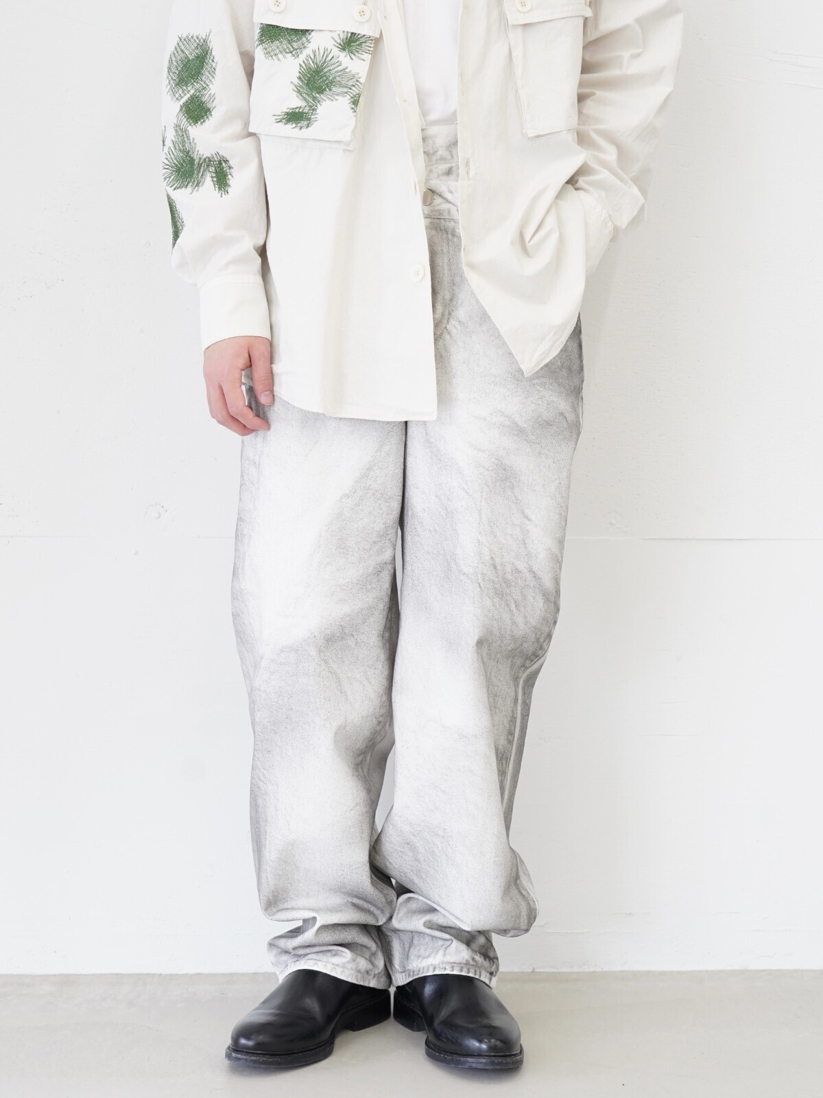 YOKE、Jalan Sriwijaya、OPEN SESAME CLUB、IRENISA 남성 OUTFIT ｜Photo 3