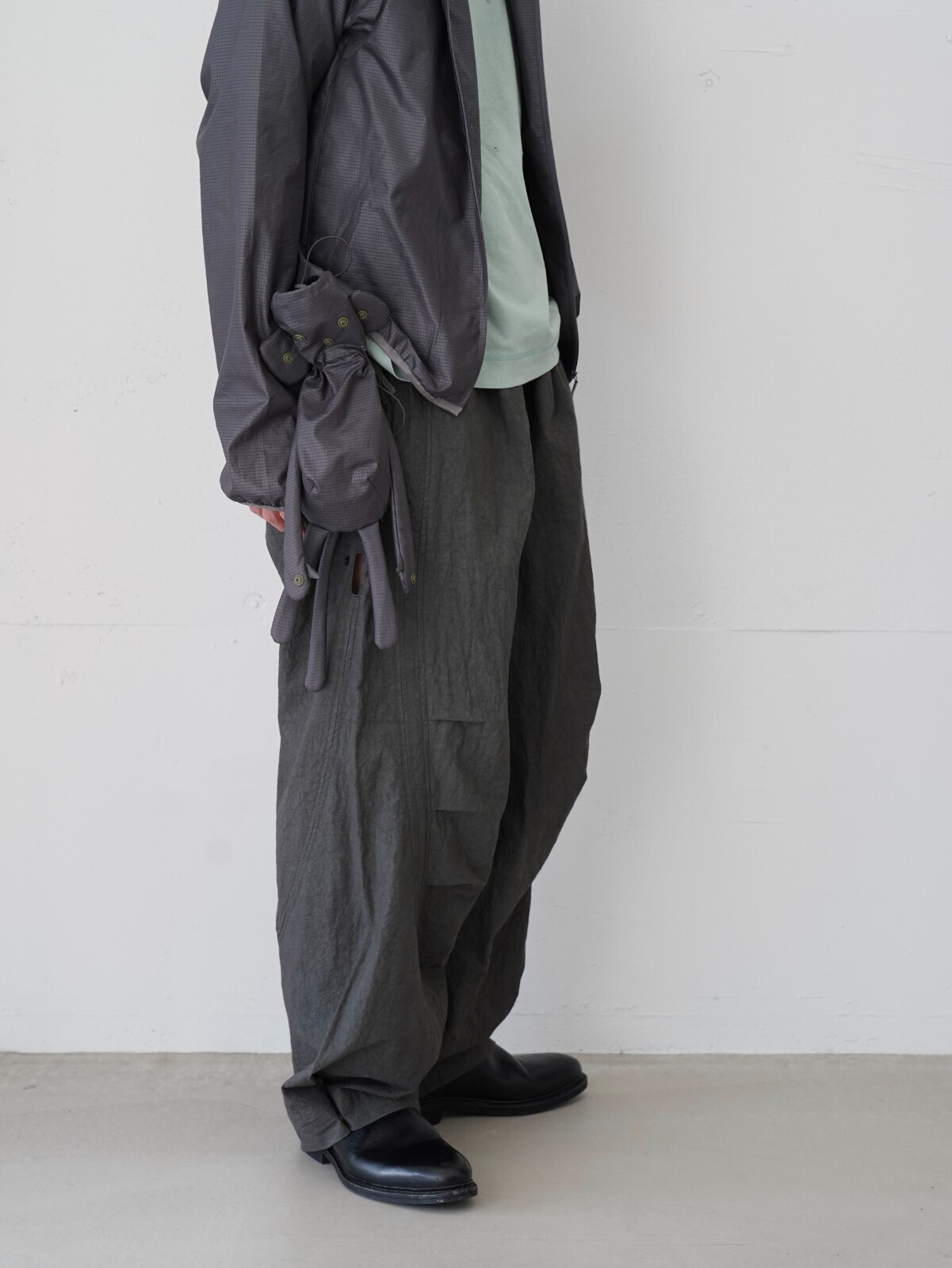 JIAN YE、Jalan Sriwijaya 남성 OUTFIT ｜Photo 3