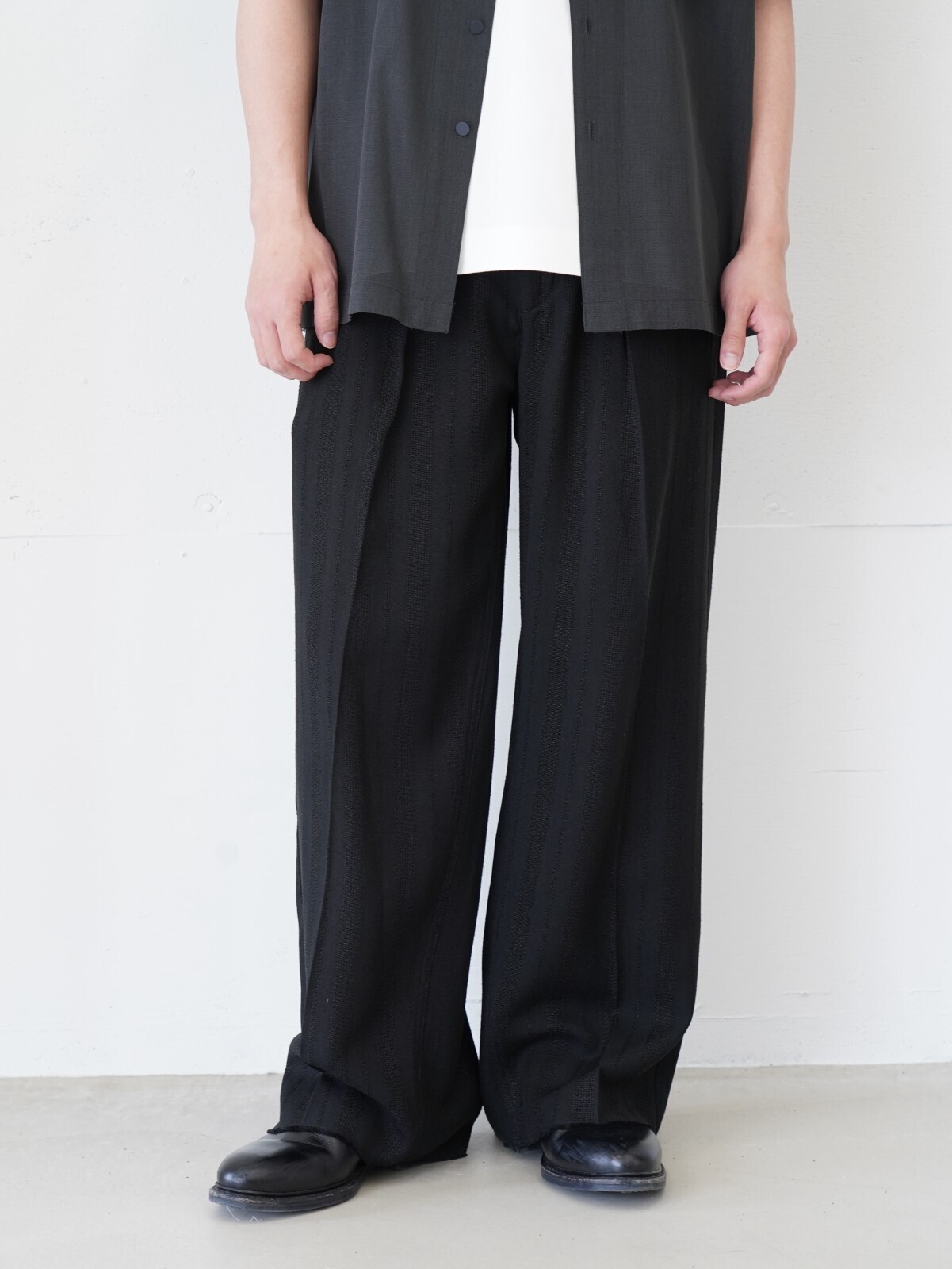 IRENISA、saby、Jalan Sriwijaya 男士 OUTFIT ｜Photo 3