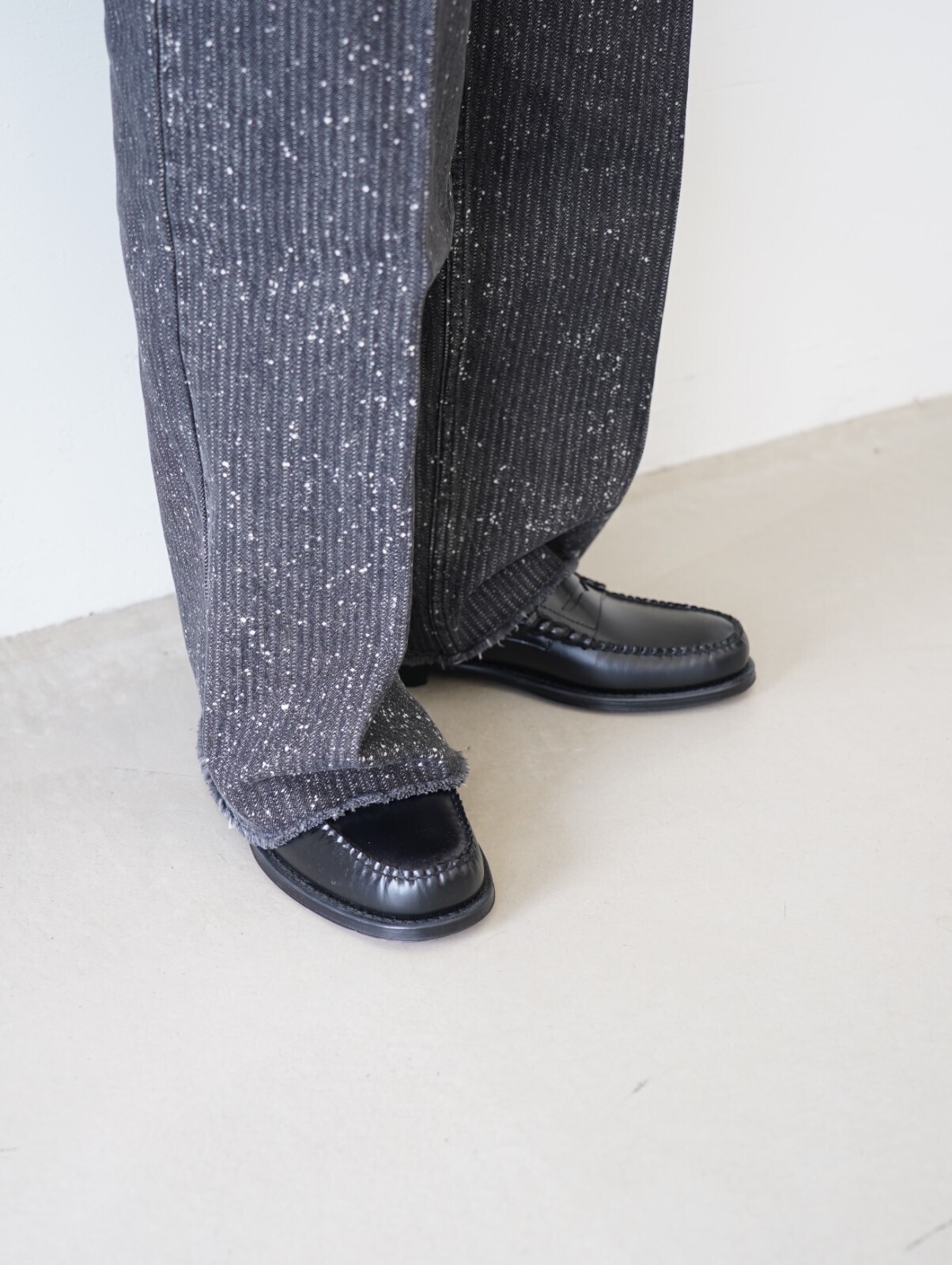 ヨーク(YOKE)、サバイ(saby)、ジー・エイチ・バス(G.H. Bass & Co.)、ニューレーベル(NULABEL)のメンズコーディネート｜写真6