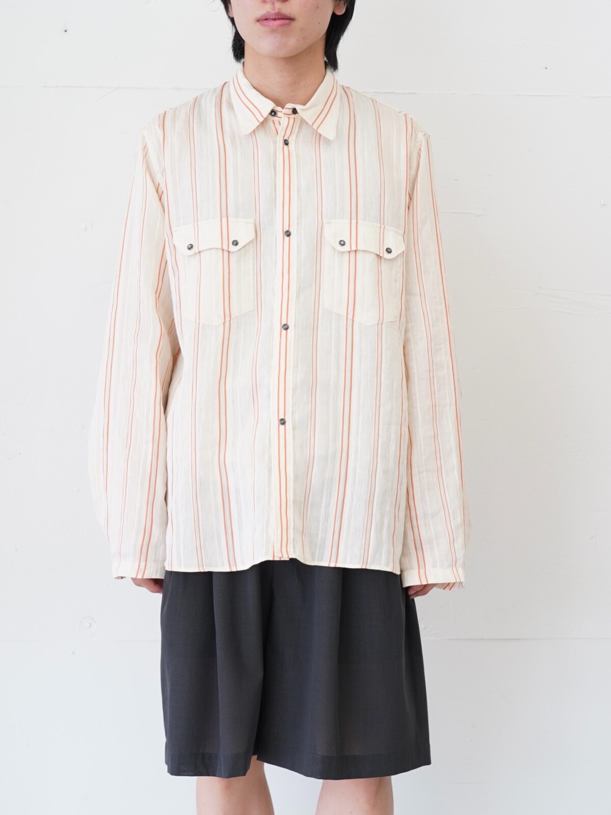 IRENISA、saby、Jalan Sriwijaya 남성 OUTFIT ｜Photo 2