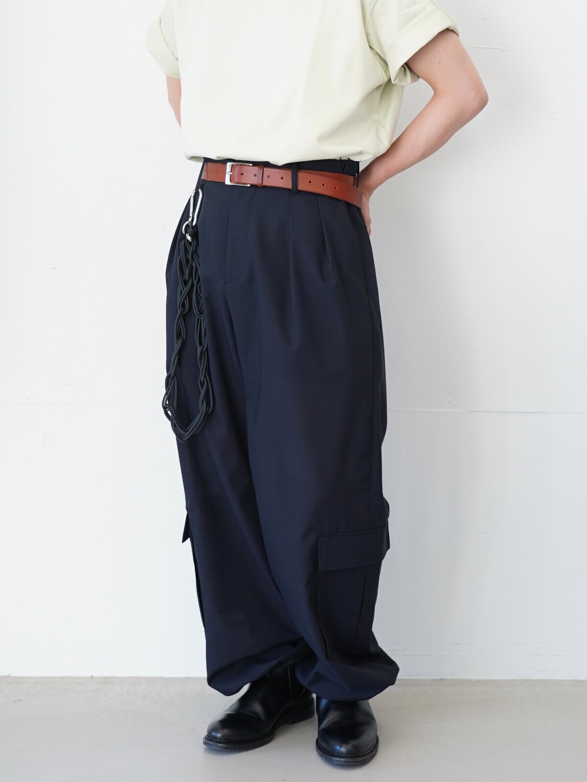 IRENISA、FUJI、NULABEL、Jalan Sriwijaya MENS OUTFIT ｜Photo 3