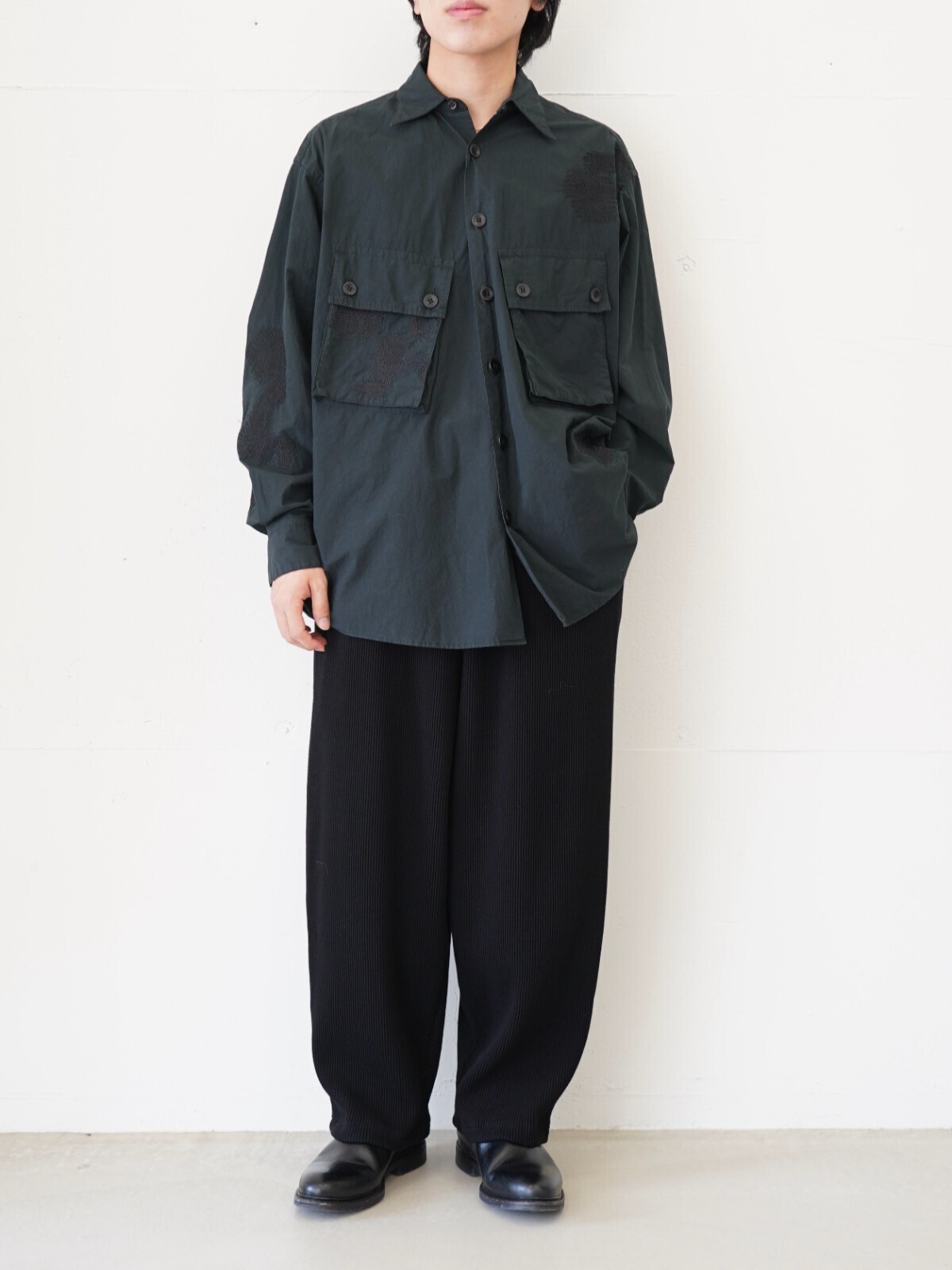 YOKE、WONDER ROOM、Jalan Sriwijaya MENS OUTFIT ｜Photo 1
