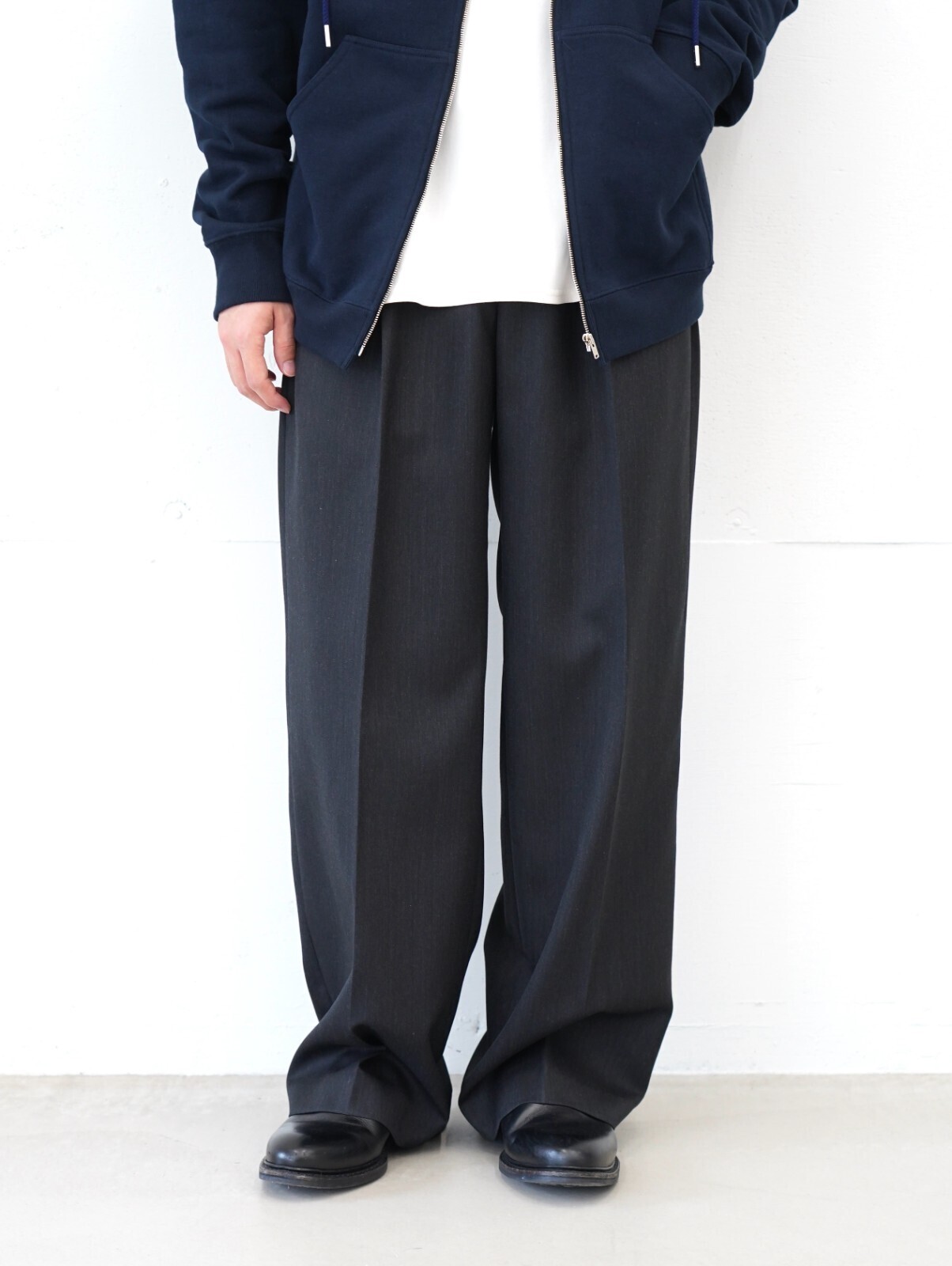 FUJI、IRENISA 남성 OUTFIT ｜Photo 3