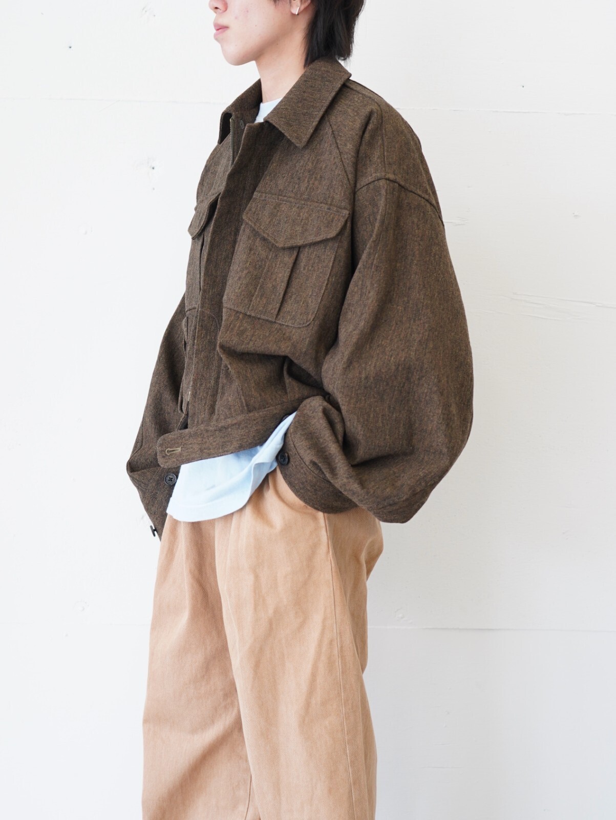 DAIRIKU、Jalan Sriwijaya 남성 OUTFIT ｜Photo 2