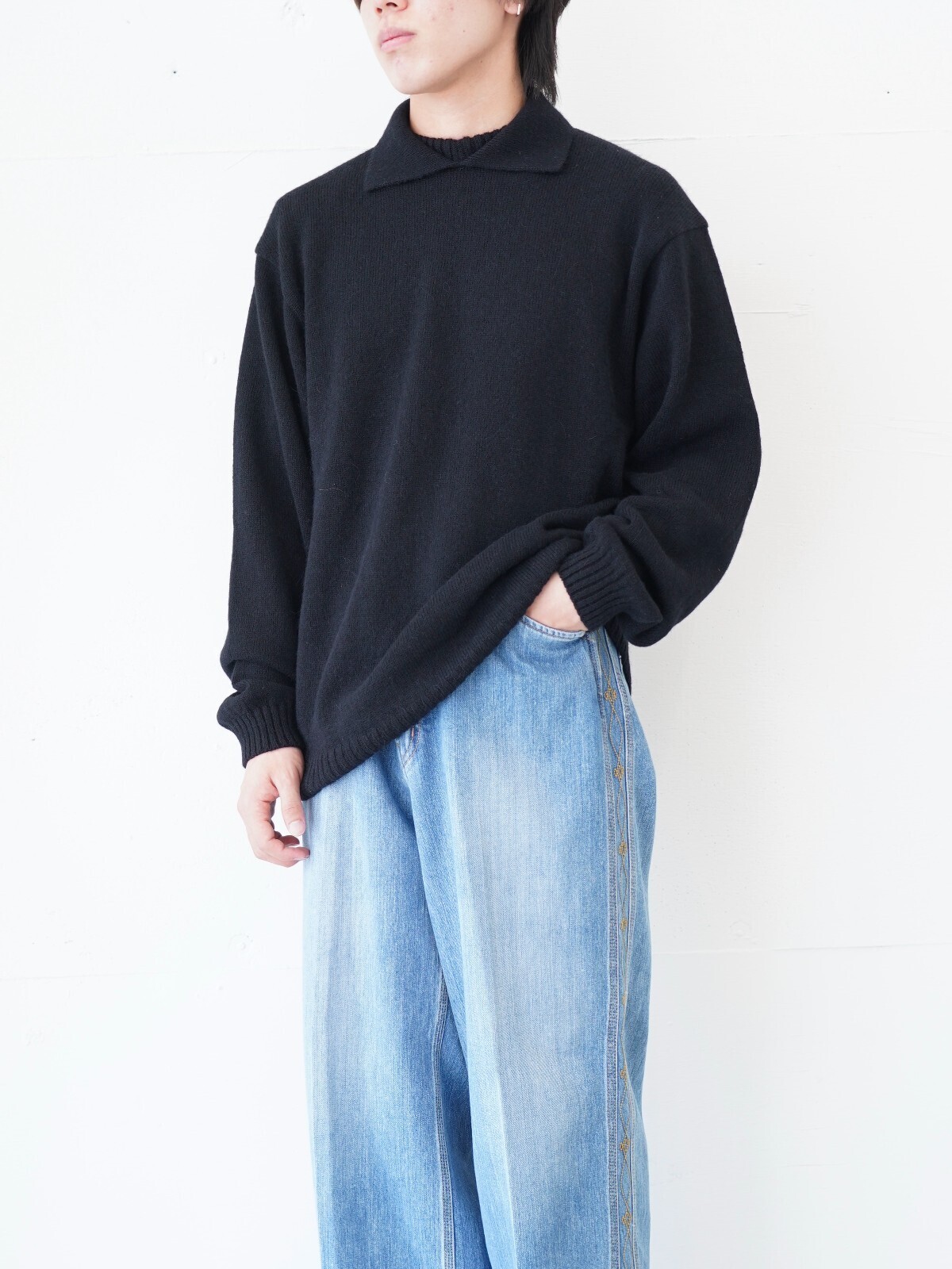 サルト(SARTO)、ブラン ワイエム(Blanc YM)、ジャランスリウァヤ(Jalan Sriwijaya)のメンズコーディネート｜写真3