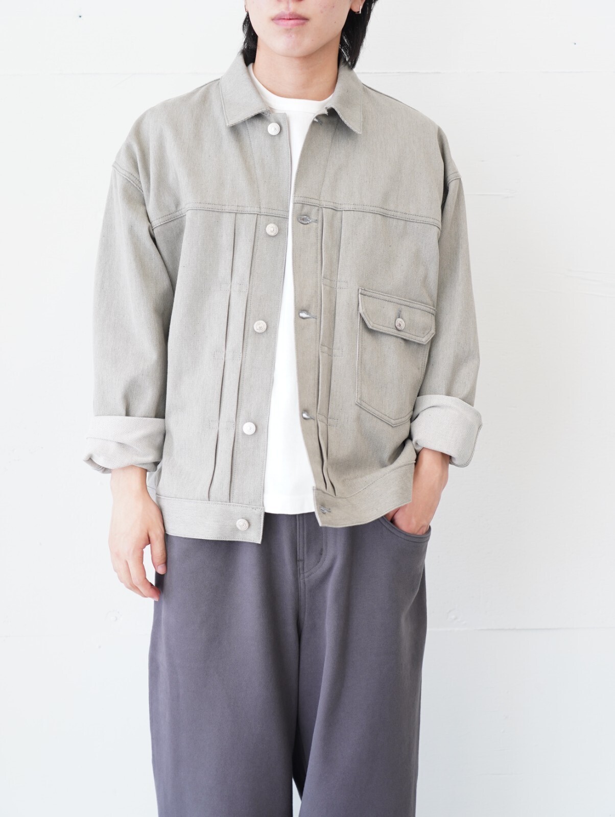 Abelia Edoward Goucha、SEVEN BY SEVEN、Jalan Sriwijaya、KHOKI MENS OUTFIT ｜Photo 2