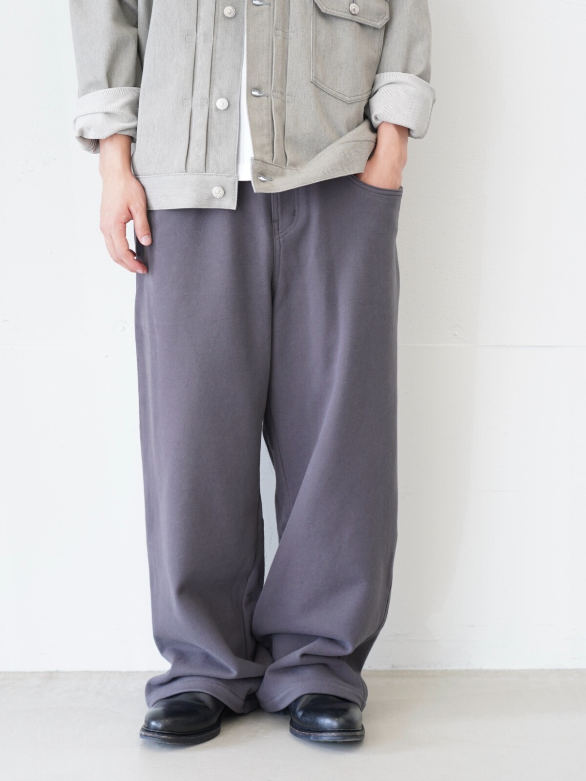 Abelia Edoward Goucha、SEVEN BY SEVEN、Jalan Sriwijaya、KHOKI MENS OUTFIT ｜Photo 4