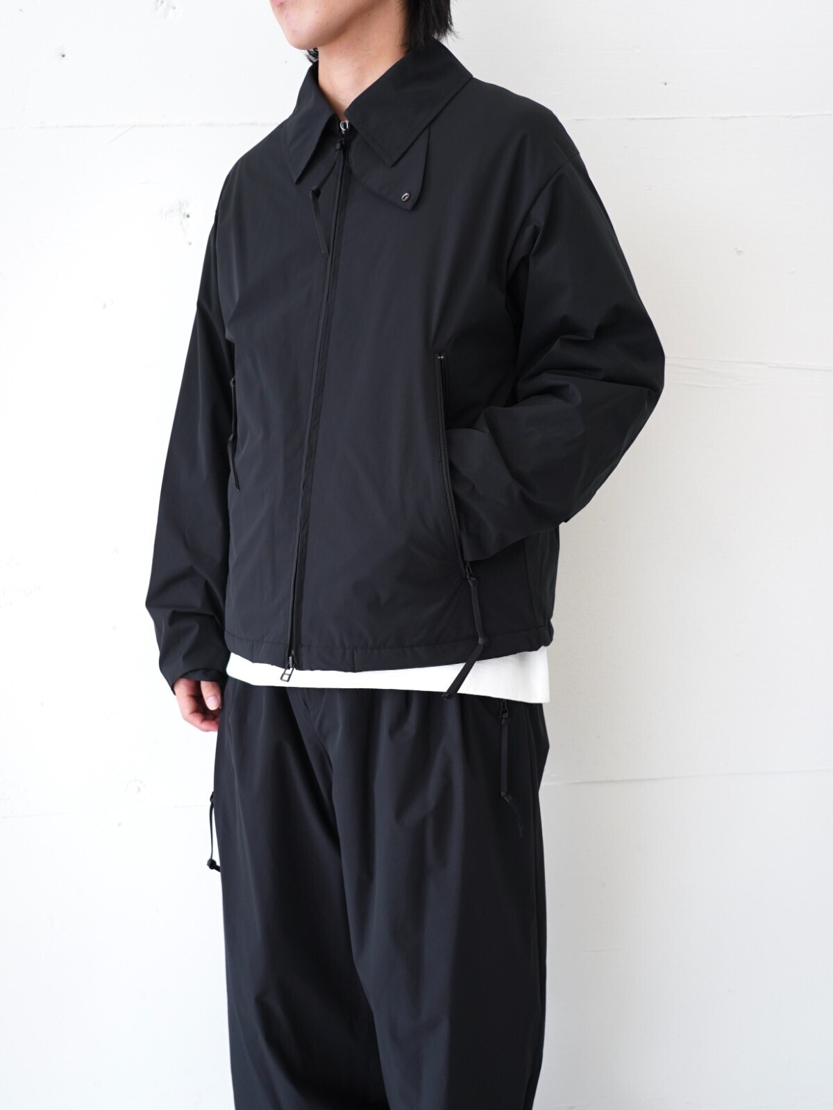 プロダクトトゥエルブ(Product Twelve)、ワンダールーム(WONDER ROOM)、ジャランスリウァヤ(Jalan Sriwijaya)のメンズコーディネート｜写真2