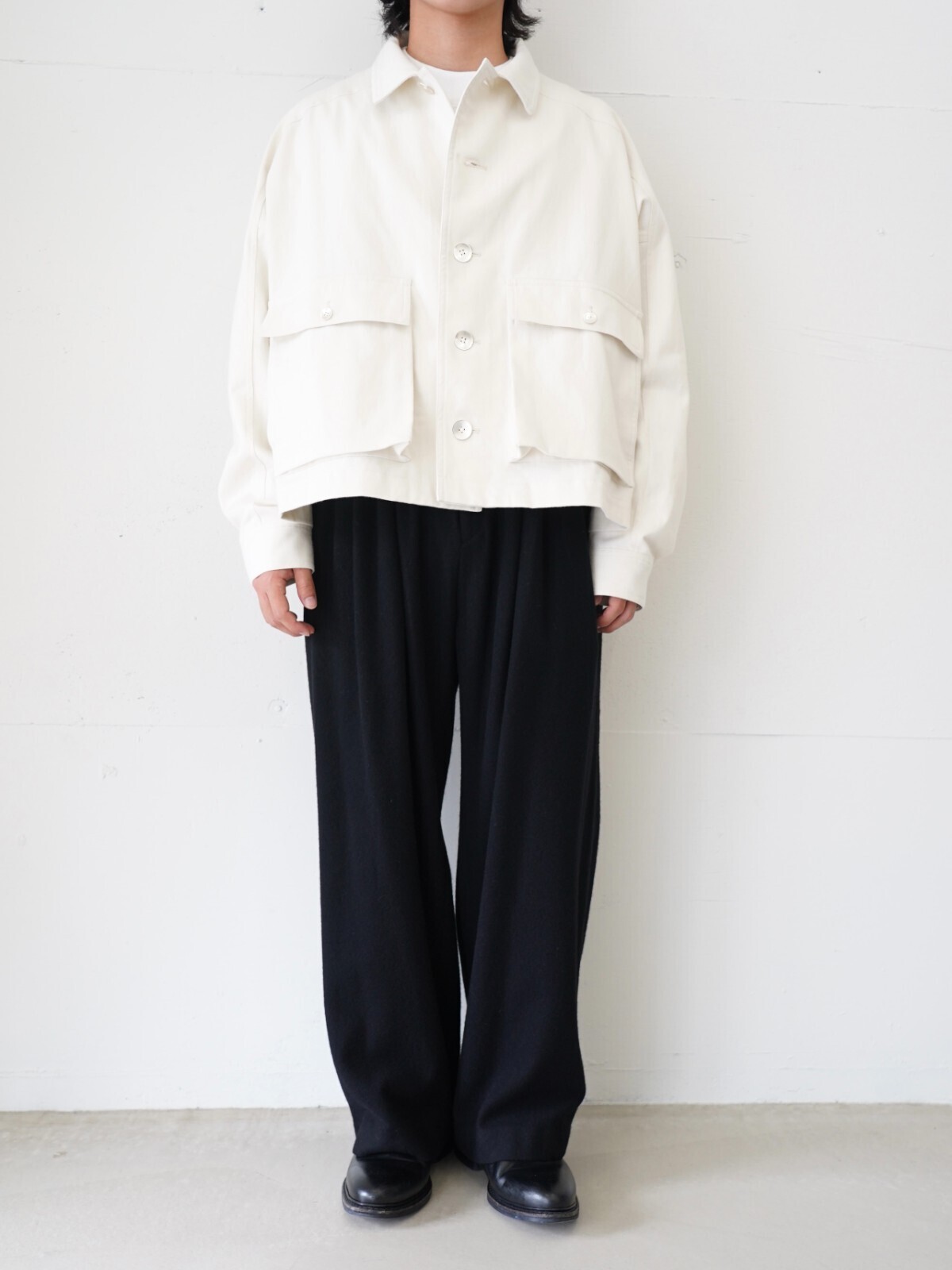 AXIS、Blanc YM、Jalan Sriwijaya 男士 OUTFIT ｜Photo 1