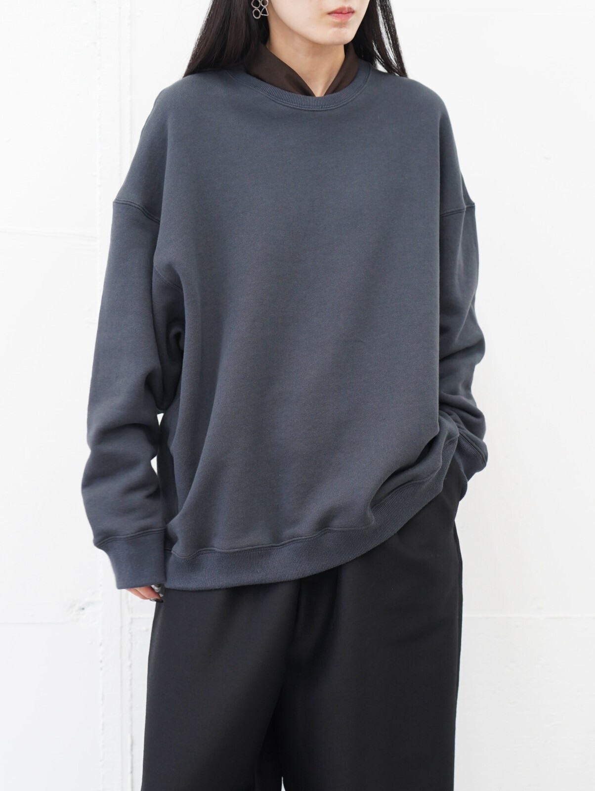 フジ(FUJI)、アクシス(AXIS)のレディースコーディネート｜写真2