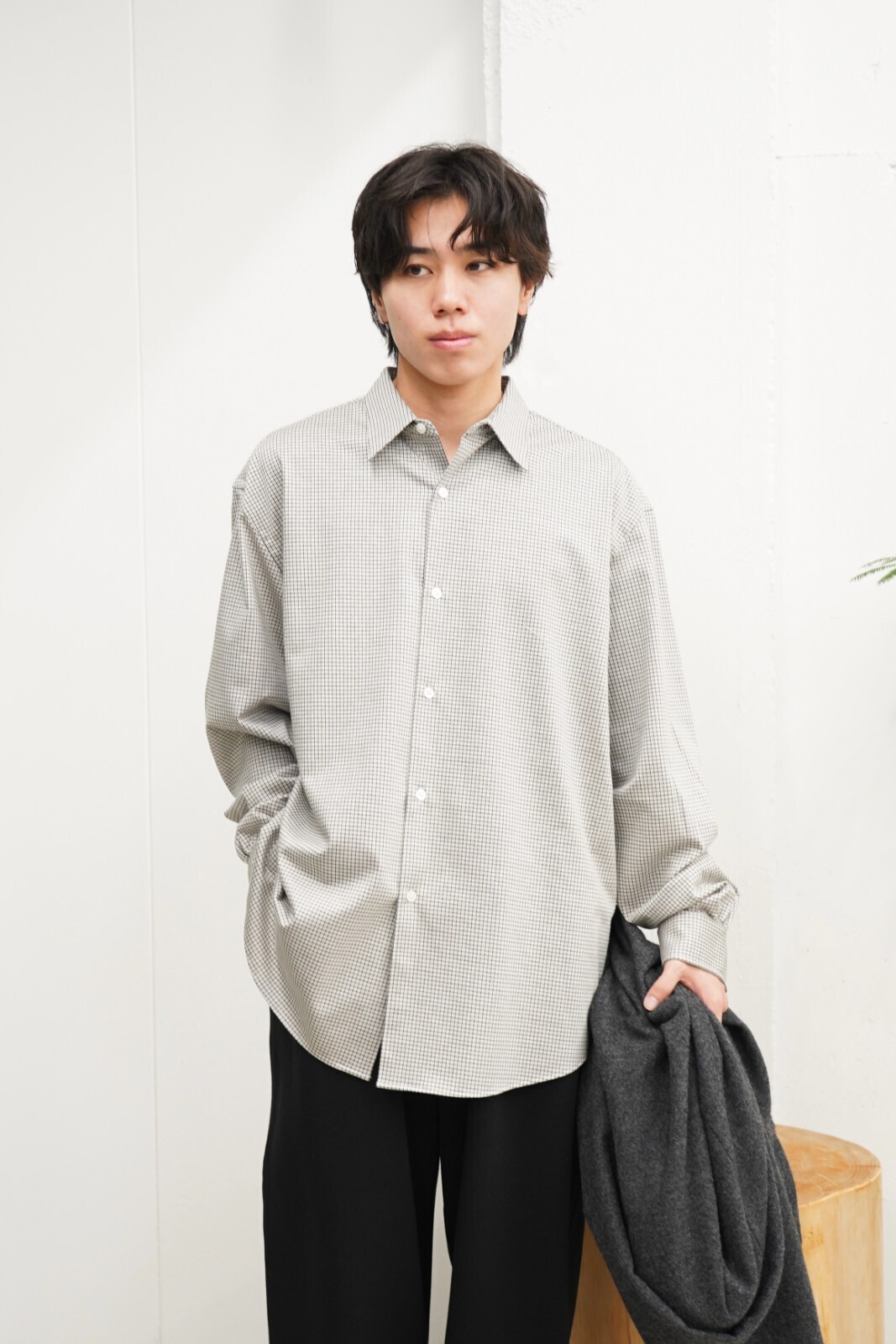 ブラン ワイエム(Blanc YM)、カネマサフィル(KANEMASA PHIL.)、フレッシュサービス(FreshService)のメンズコーディネート｜写真4