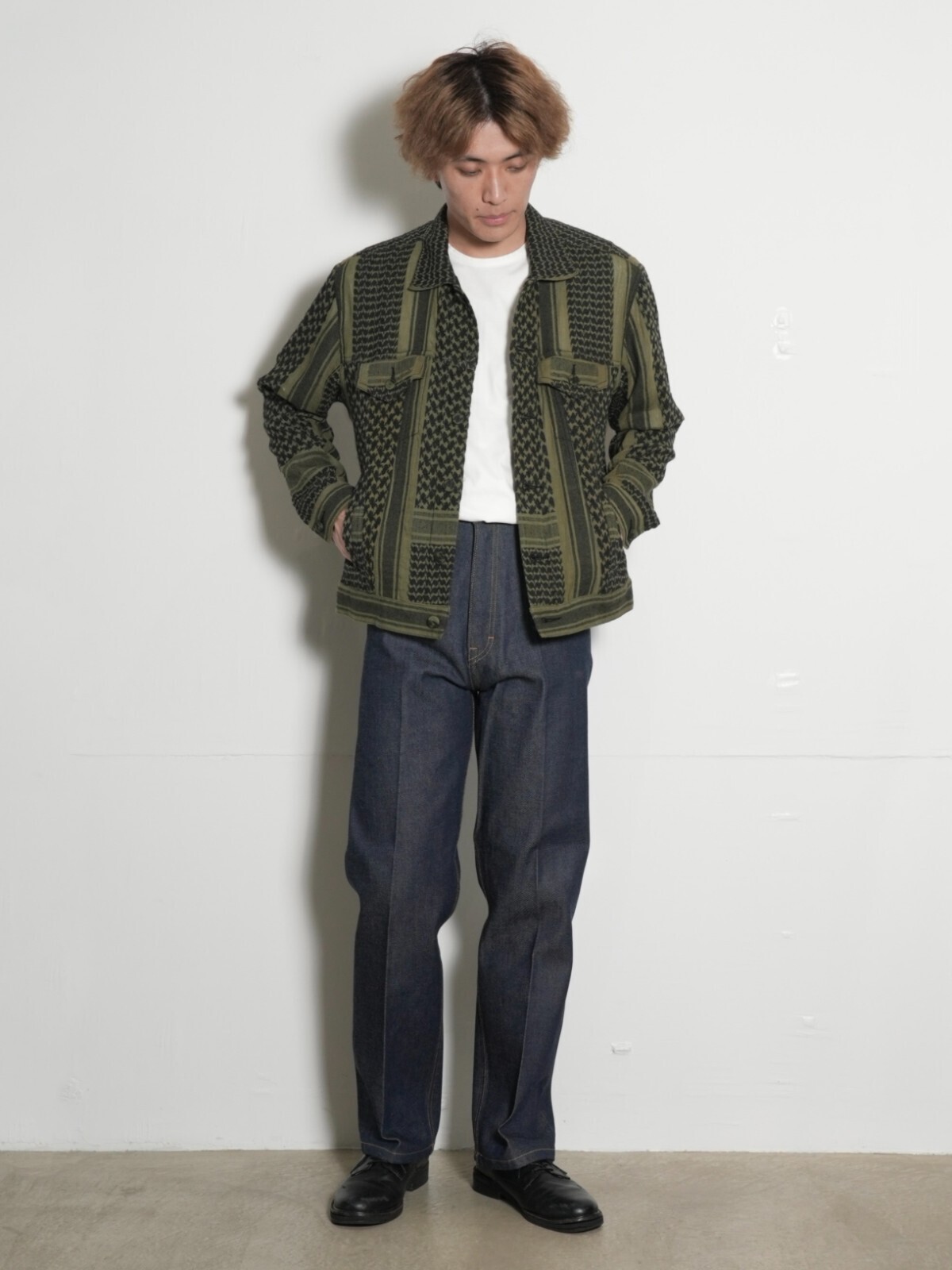 SEVEN BY SEVEN、FUJI 男士 OUTFIT ｜Photo 2